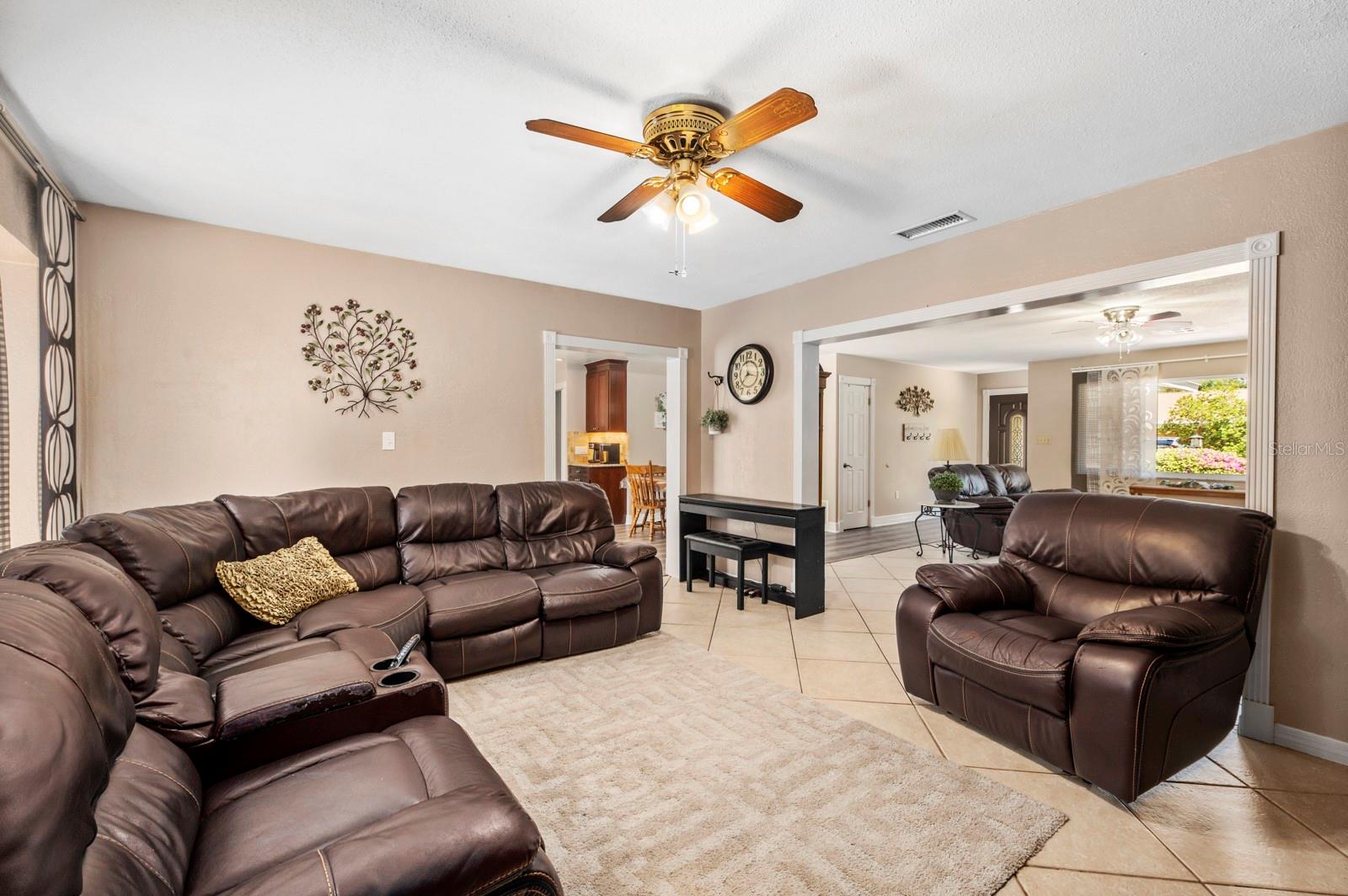 2352 PALM TER — photo 12