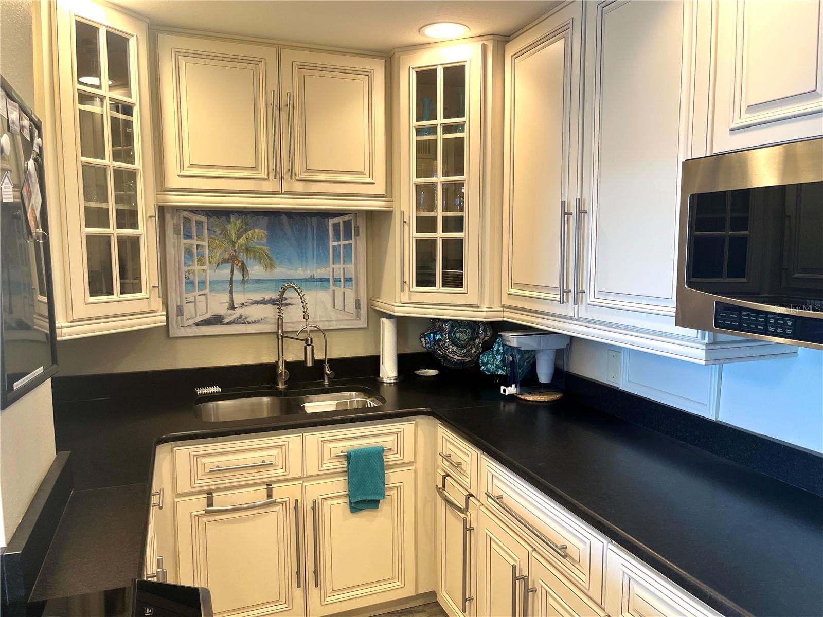 880 MANDALAY AVE #N610 — photo 32