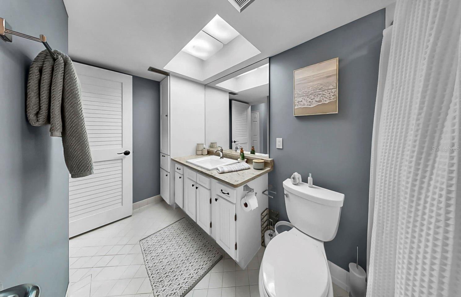 5220 BRITTANY DR S #603 — photo 37