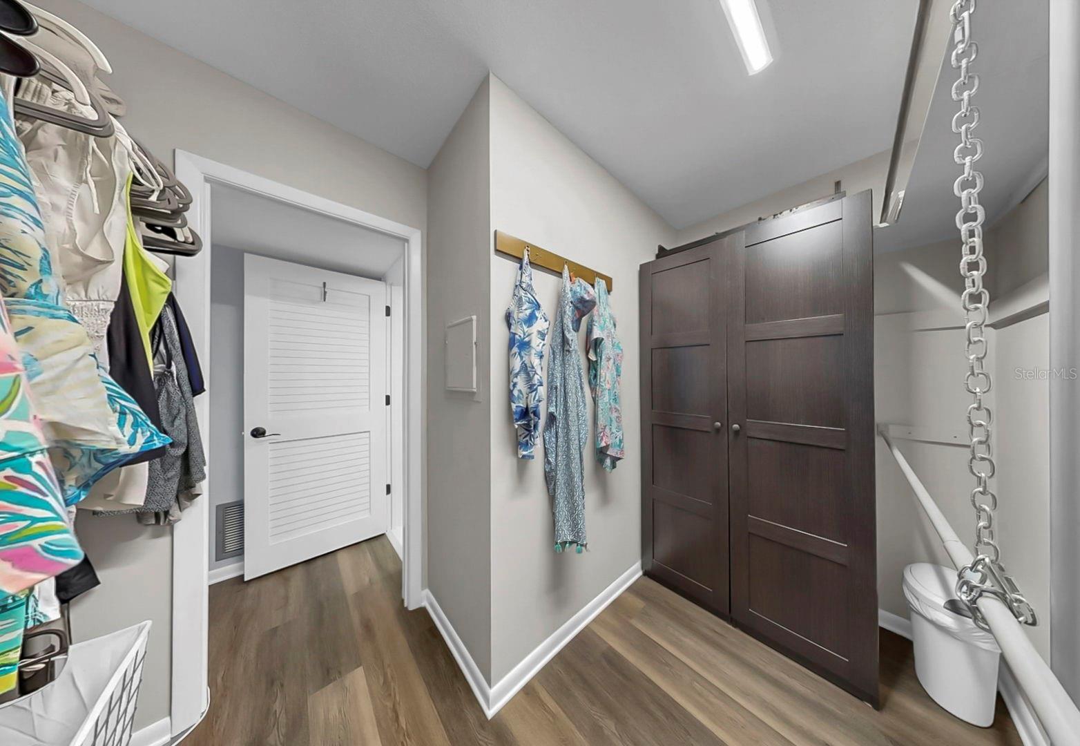 5220 BRITTANY DR S #603 — photo 30