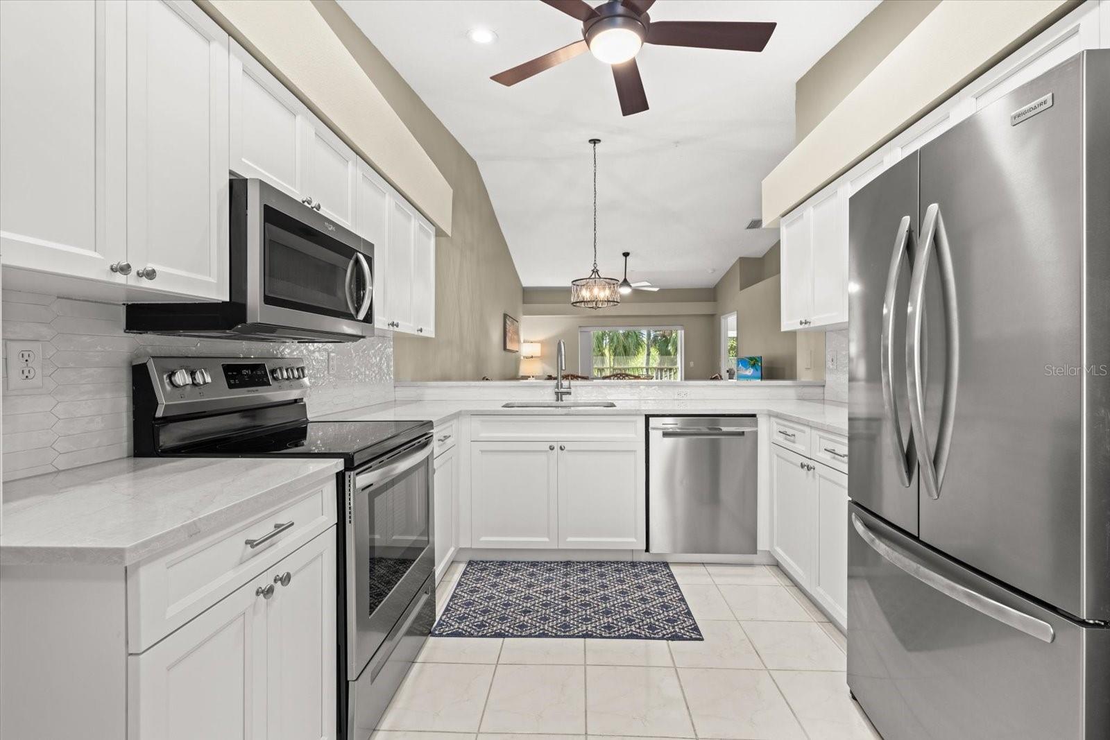 9550 HIGH GATE DR #1525 — photo 4