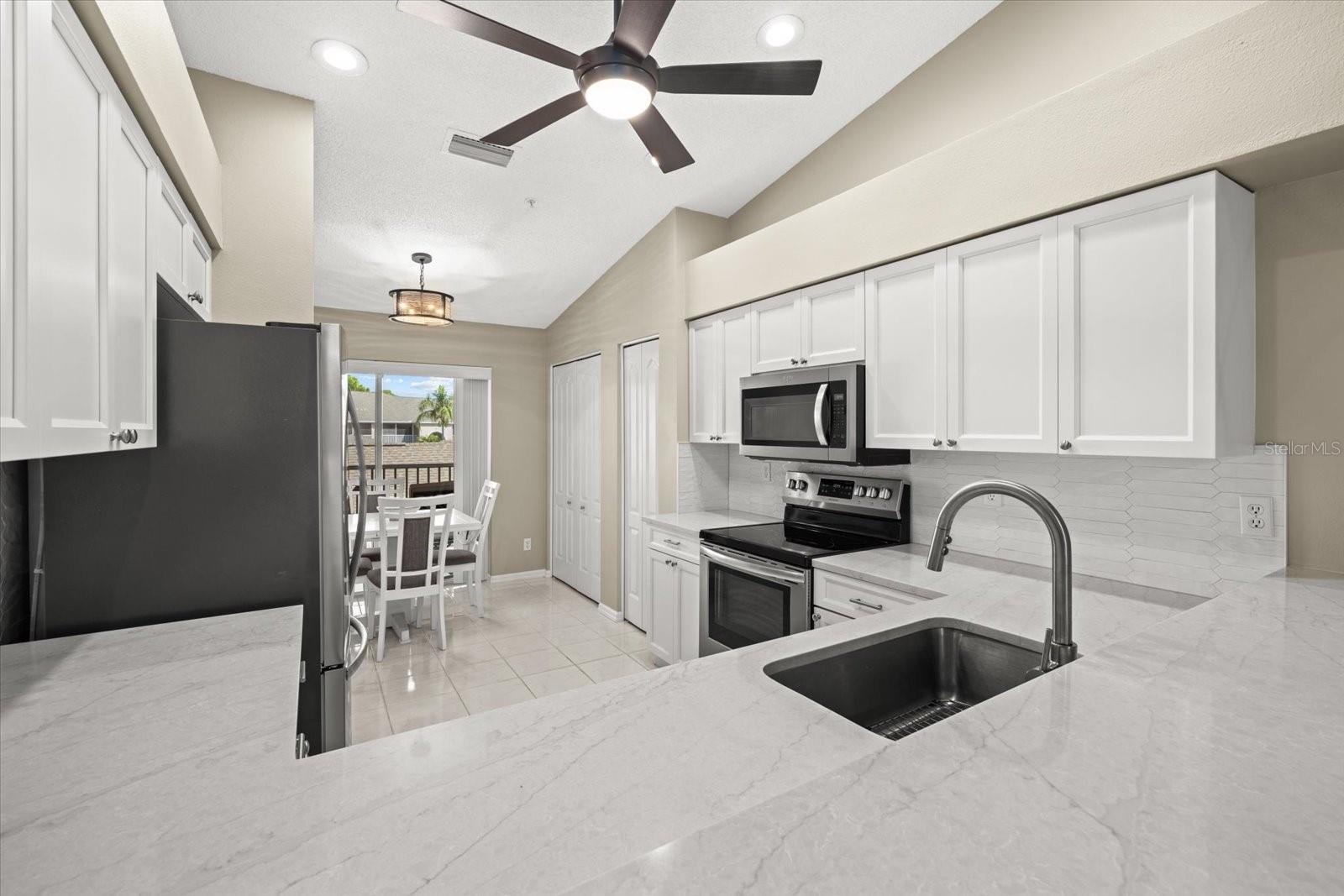 9550 HIGH GATE DR #1525 — photo 6
