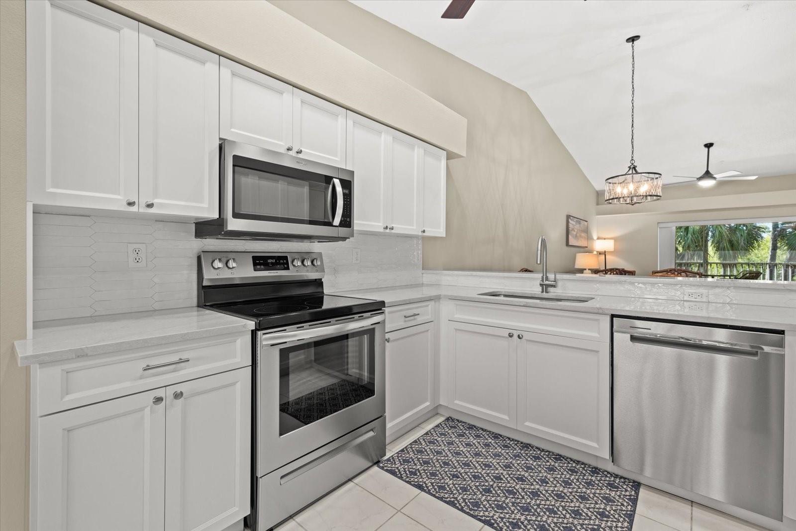 9550 HIGH GATE DR #1525 — photo 3