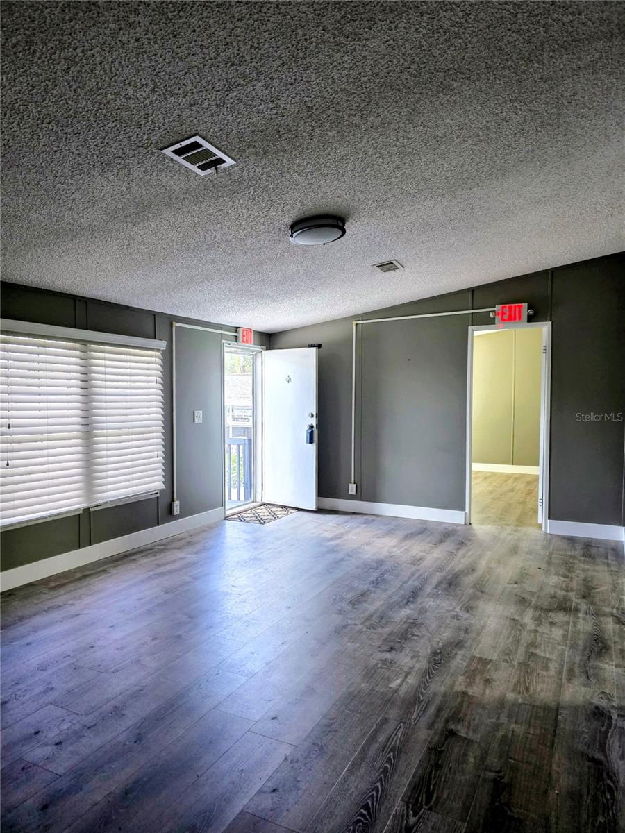 205 W SHELL POINT RD #Bldg A — photo 2