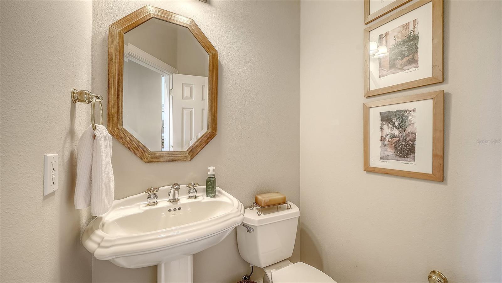 7507 ABBEY GLN — photo 42