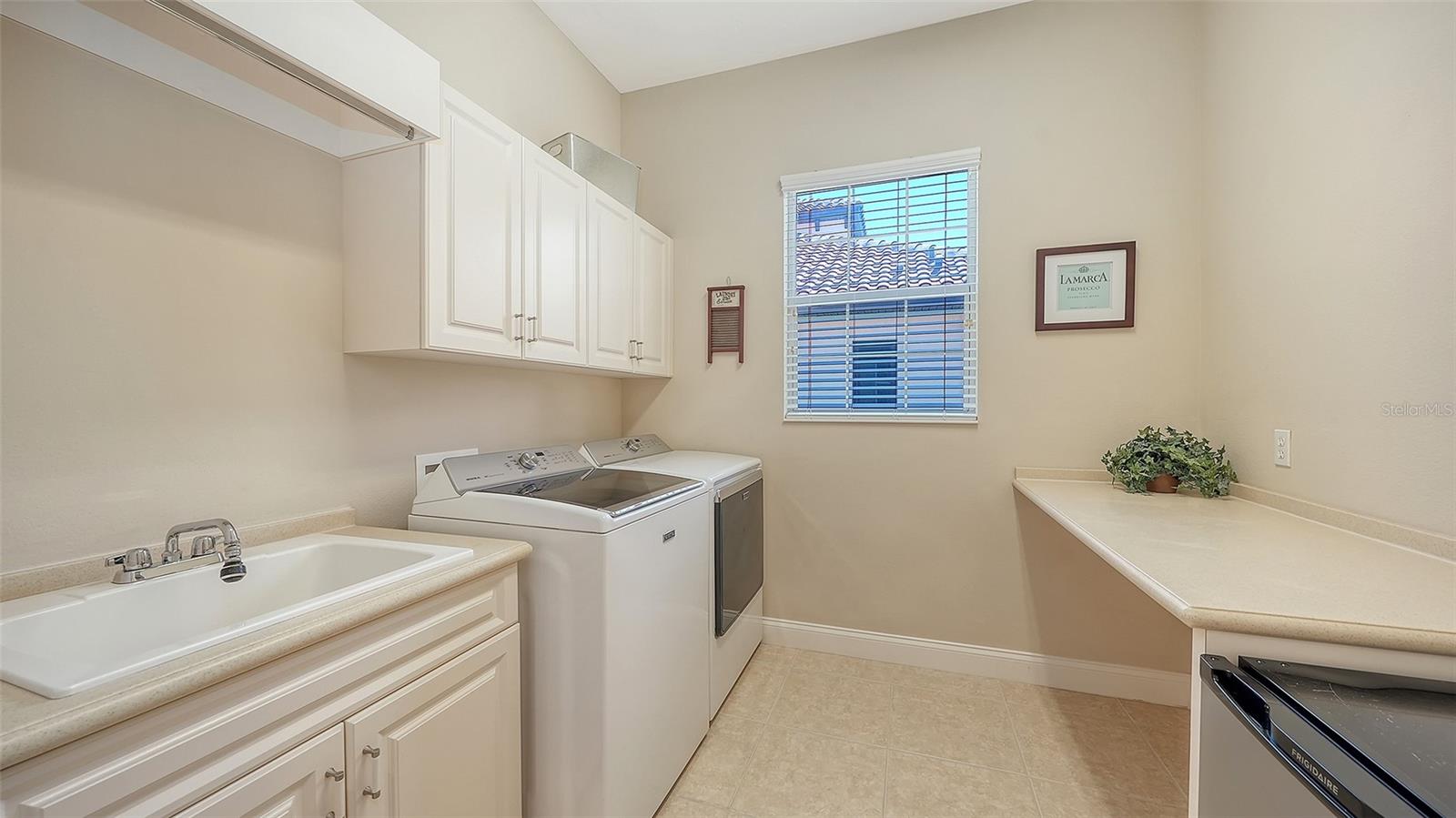 7507 ABBEY GLN — photo 43