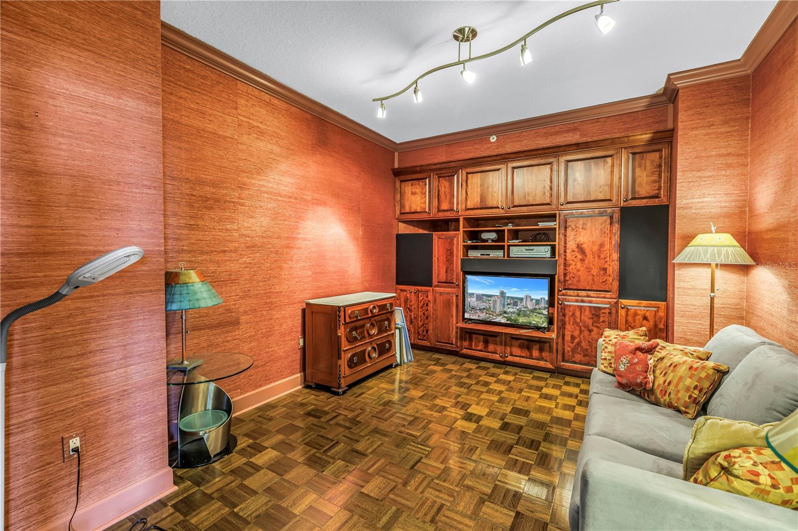 100 BEACH DR NE #702 — photo 27