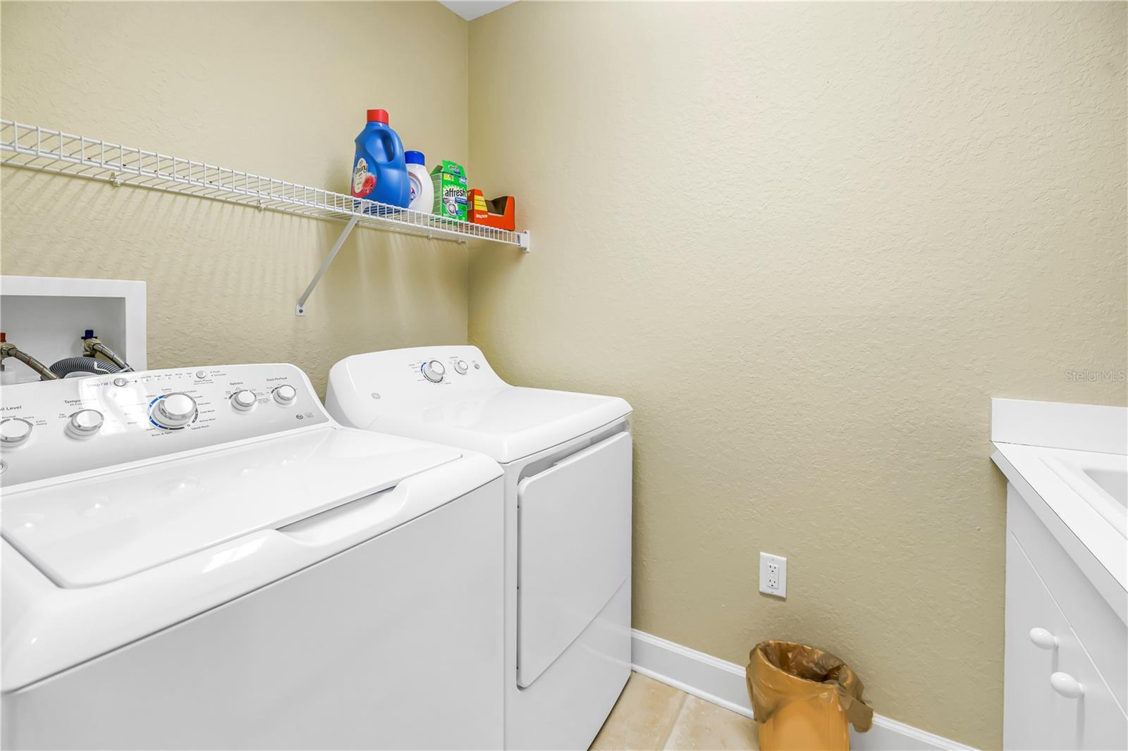 100 BEACH DR NE #702 — photo 28