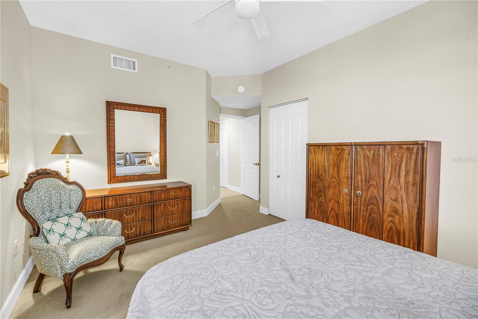 100 BEACH DR NE #702 — photo 25