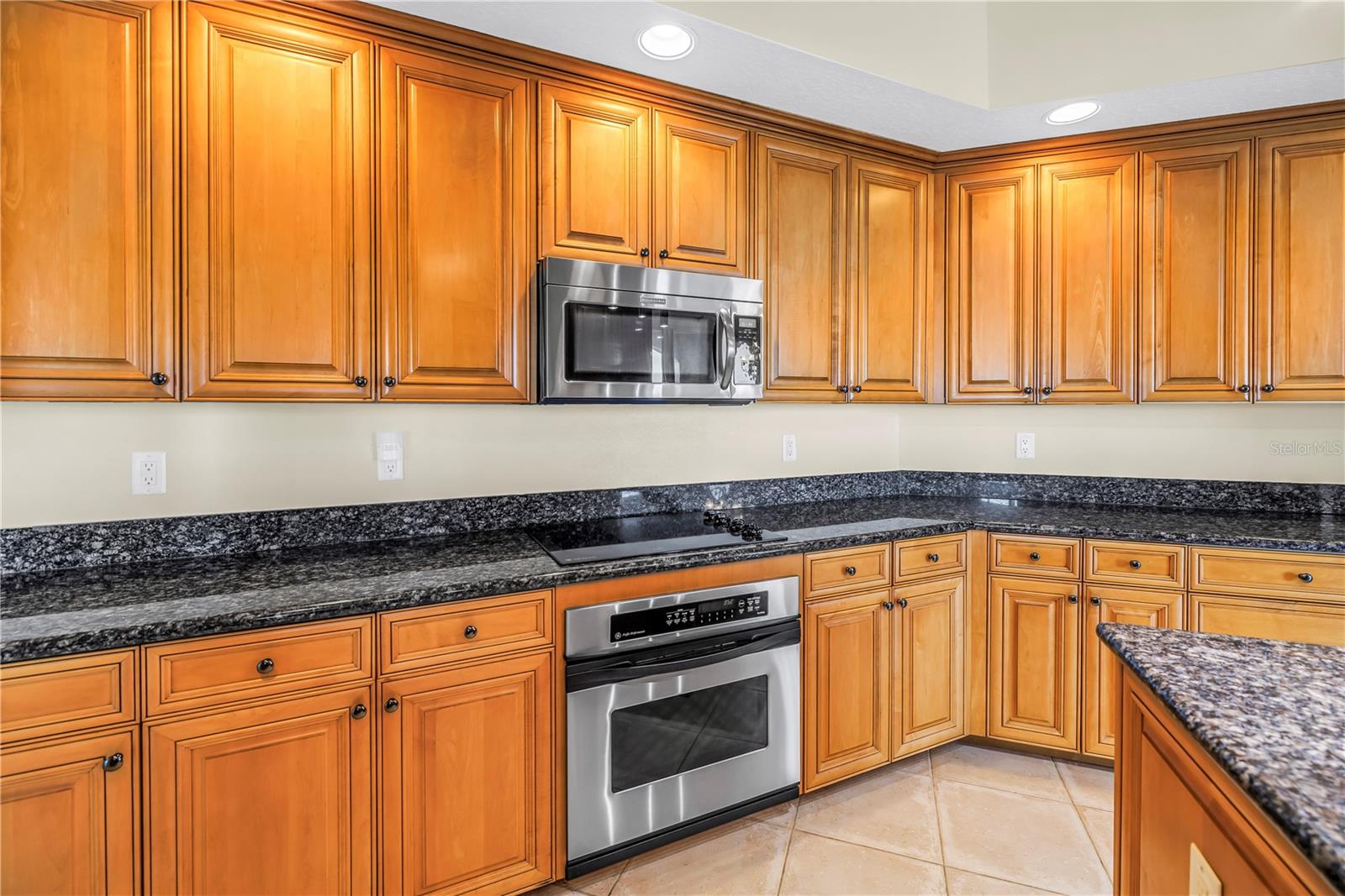 100 BEACH DR NE #702 — photo 16