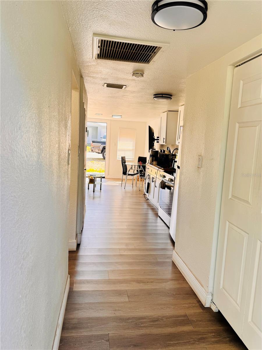 8710 N TANGERINE PL — photo 4