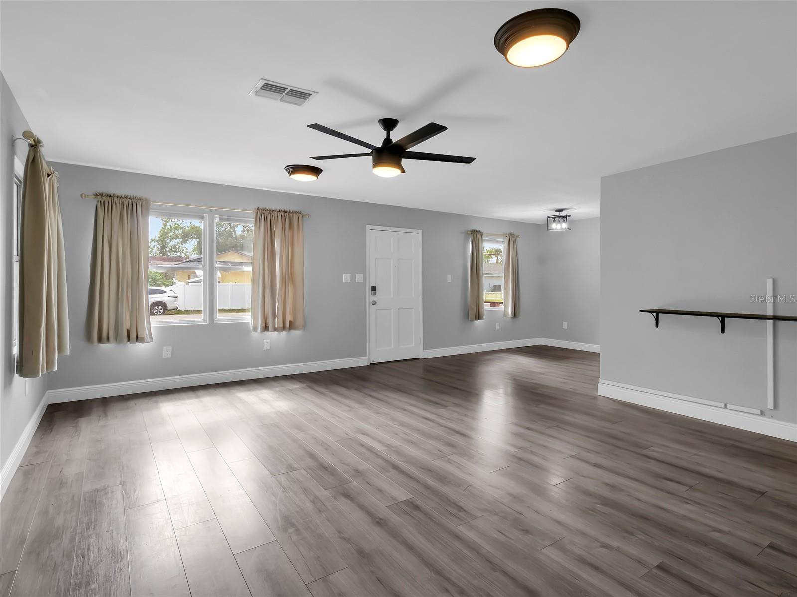 6201 THERESA ST — photo 13