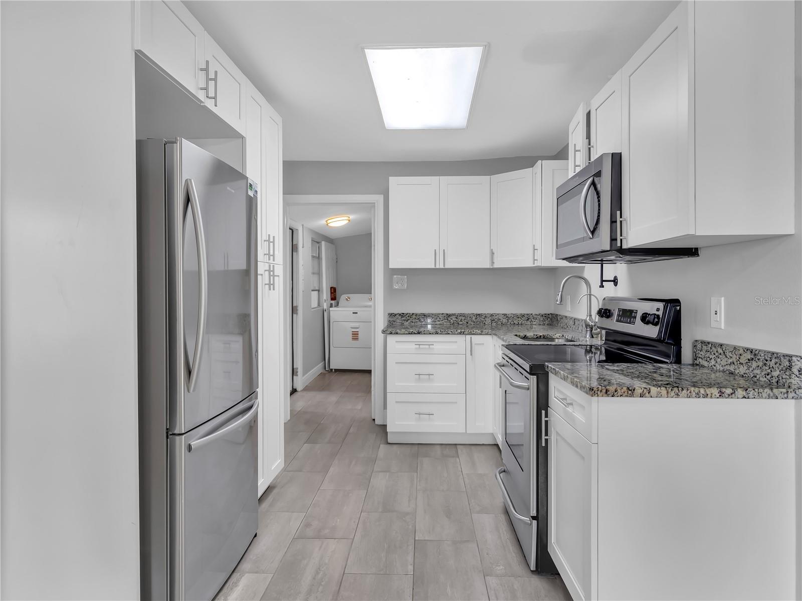 6201 THERESA ST — photo 14