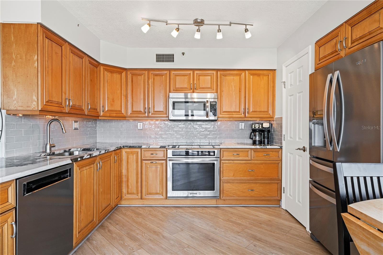 6294 BAHIA DEL MAR CIR #904 — photo 24