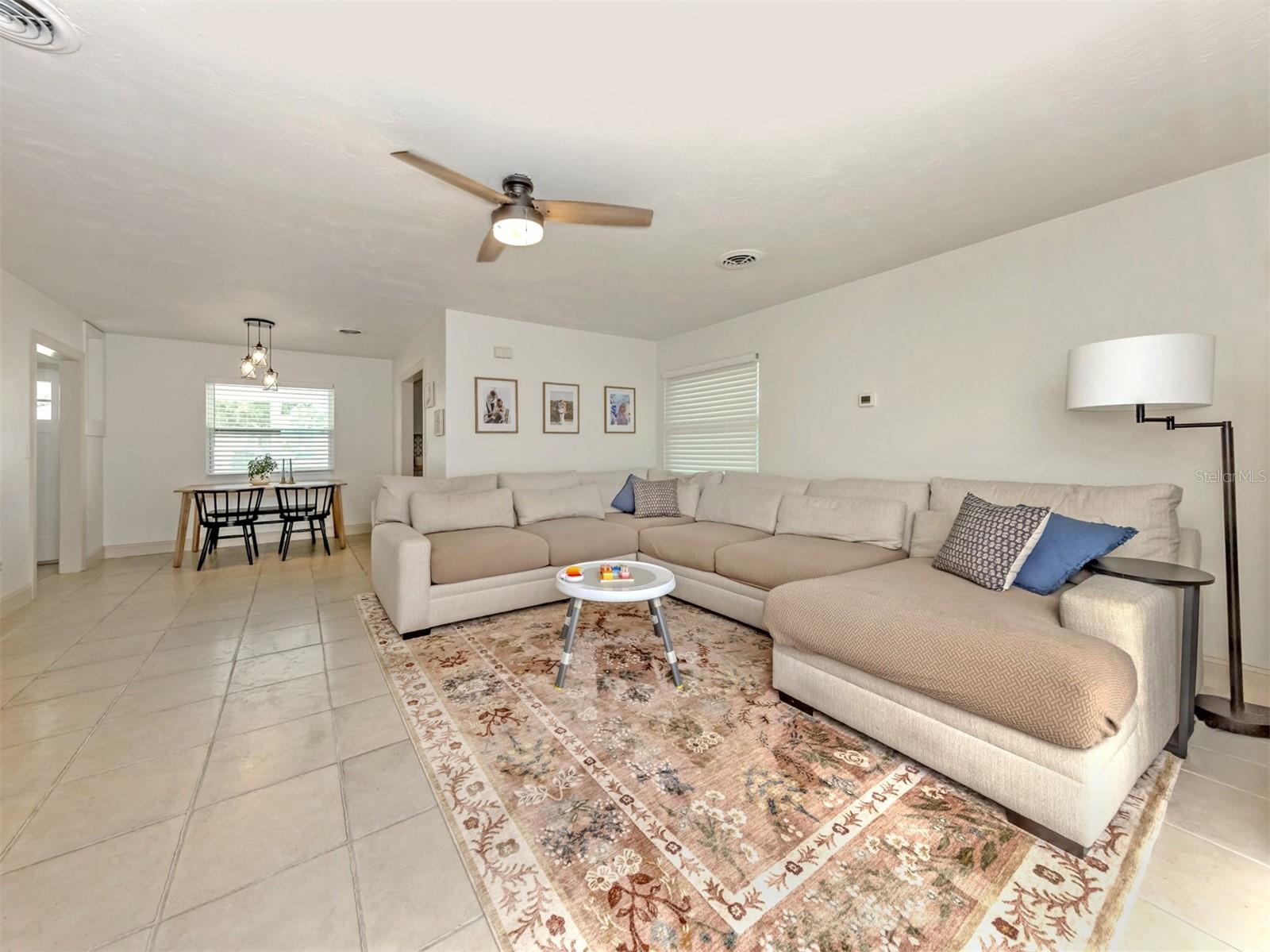 929 CYPRESS AVE — photo 9