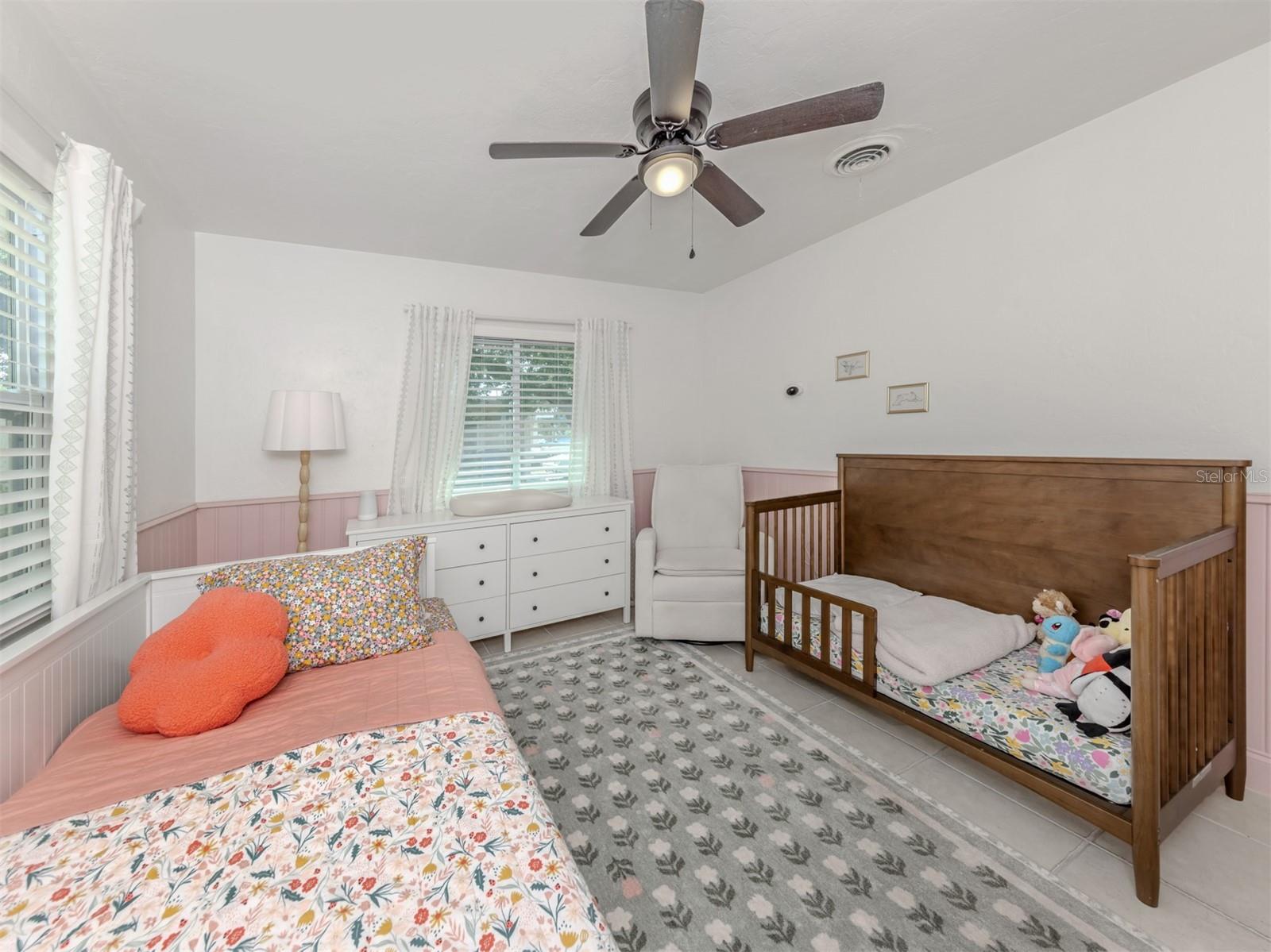 929 CYPRESS AVE — photo 11