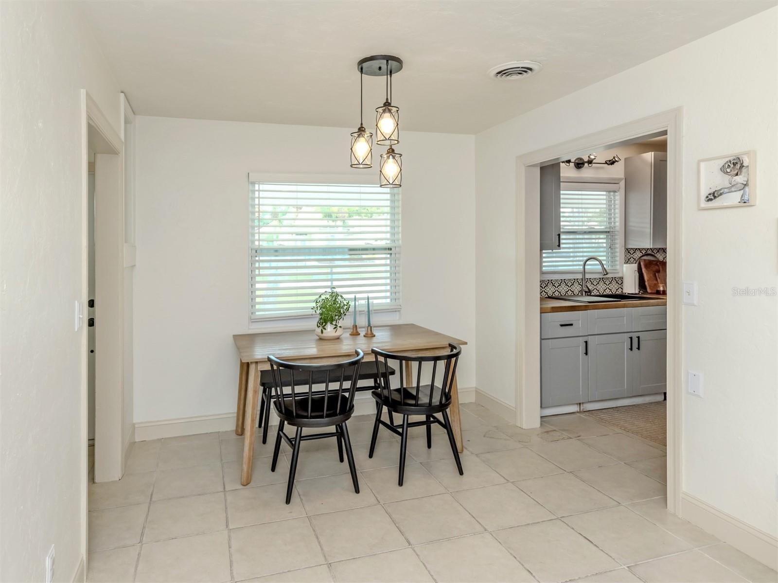 929 CYPRESS AVE — photo 28