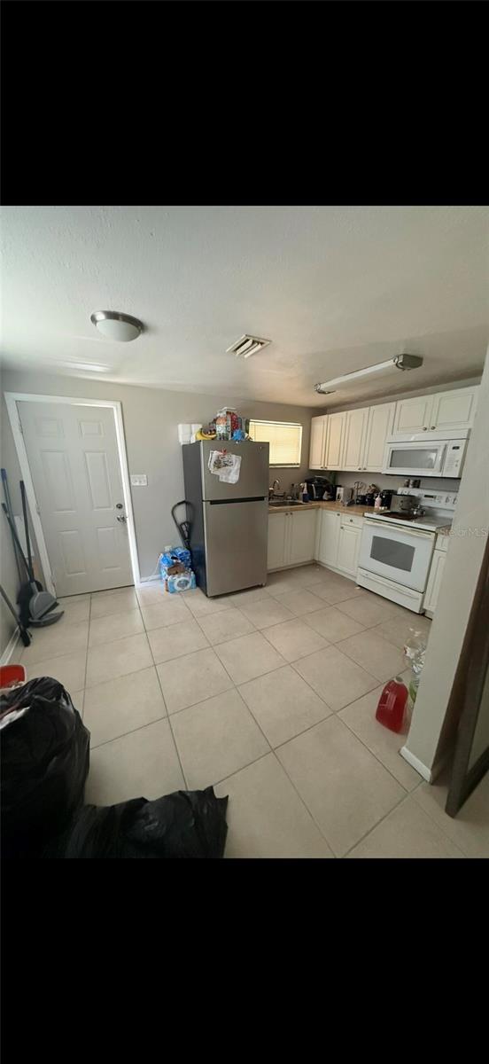 2121 33RD ST — photo 4