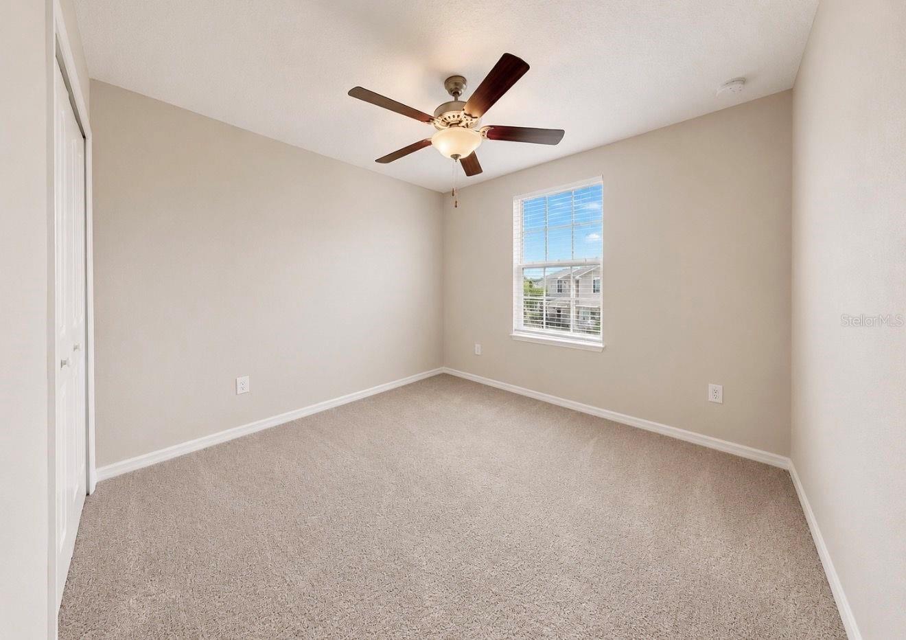 17014 YELLOW PINE ST — photo 17