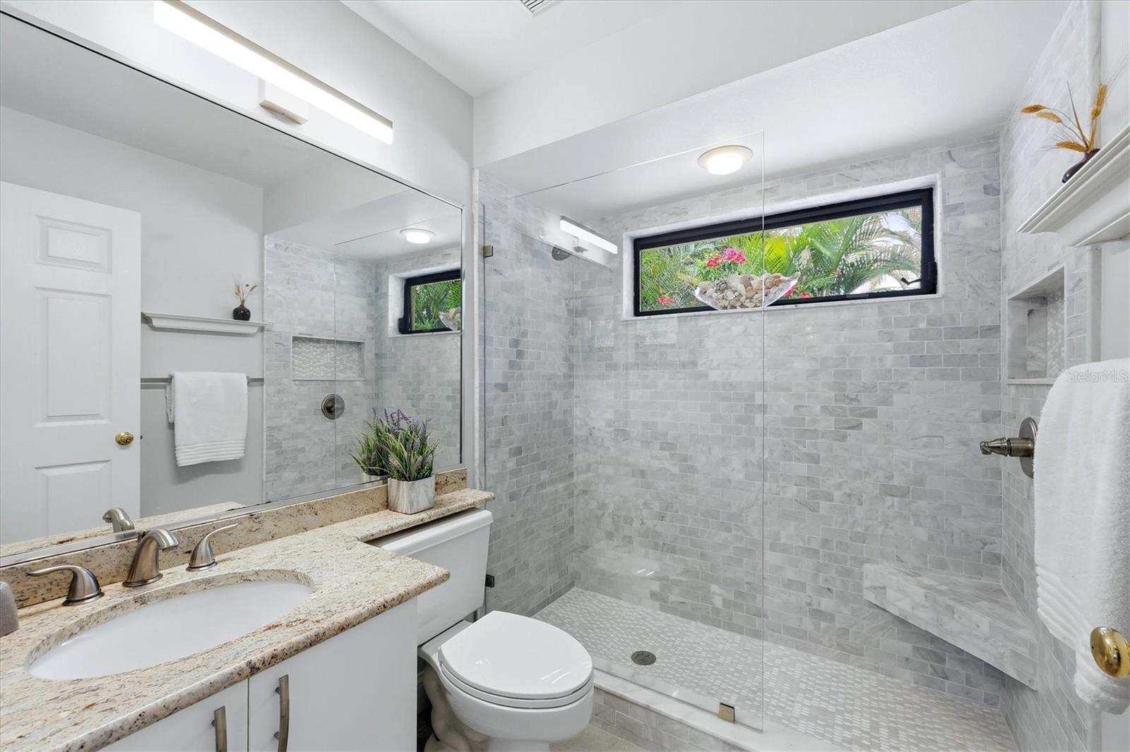 216 CARRIAGE HOUSE LN #216 — photo 24