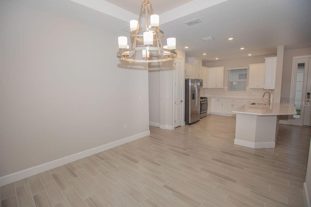 4605 ROSATTI RD — photo 14