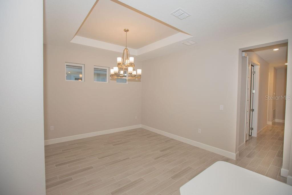 4605 ROSATTI RD — photo 15