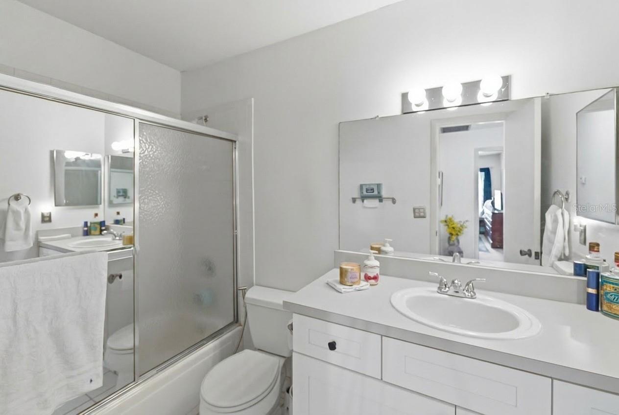 3853 S LAKE DR #165 — photo 9