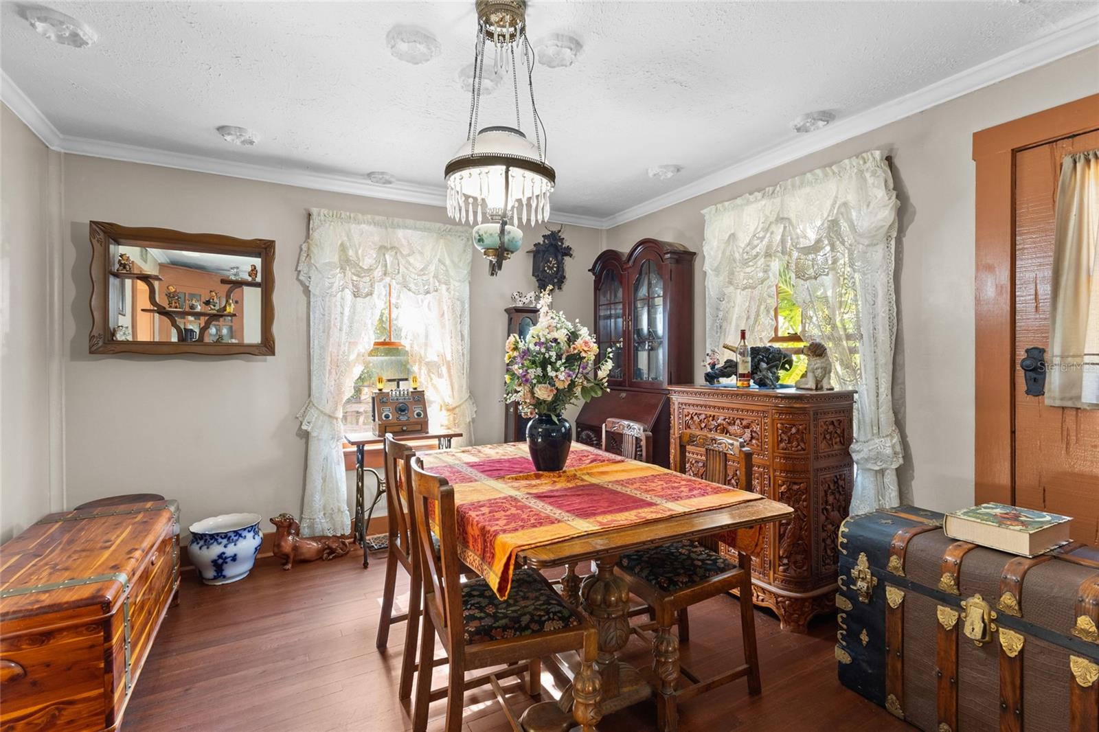 117 TUCKER AVE — photo 14
