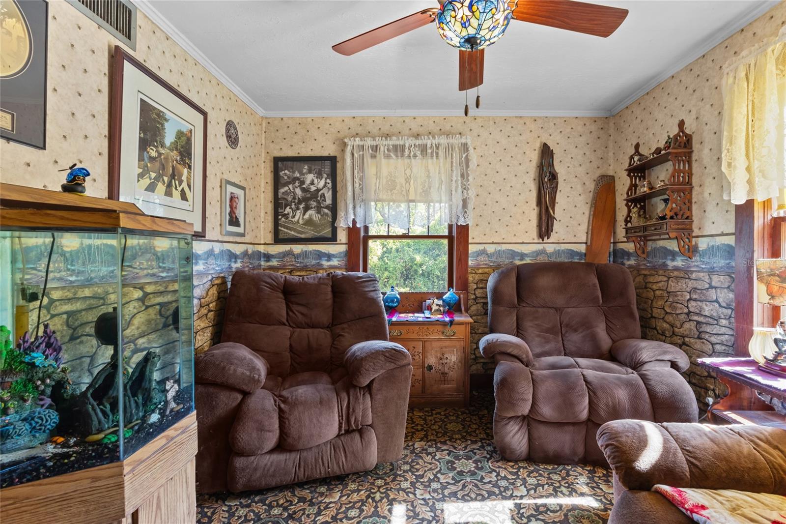 117 TUCKER AVE — photo 20