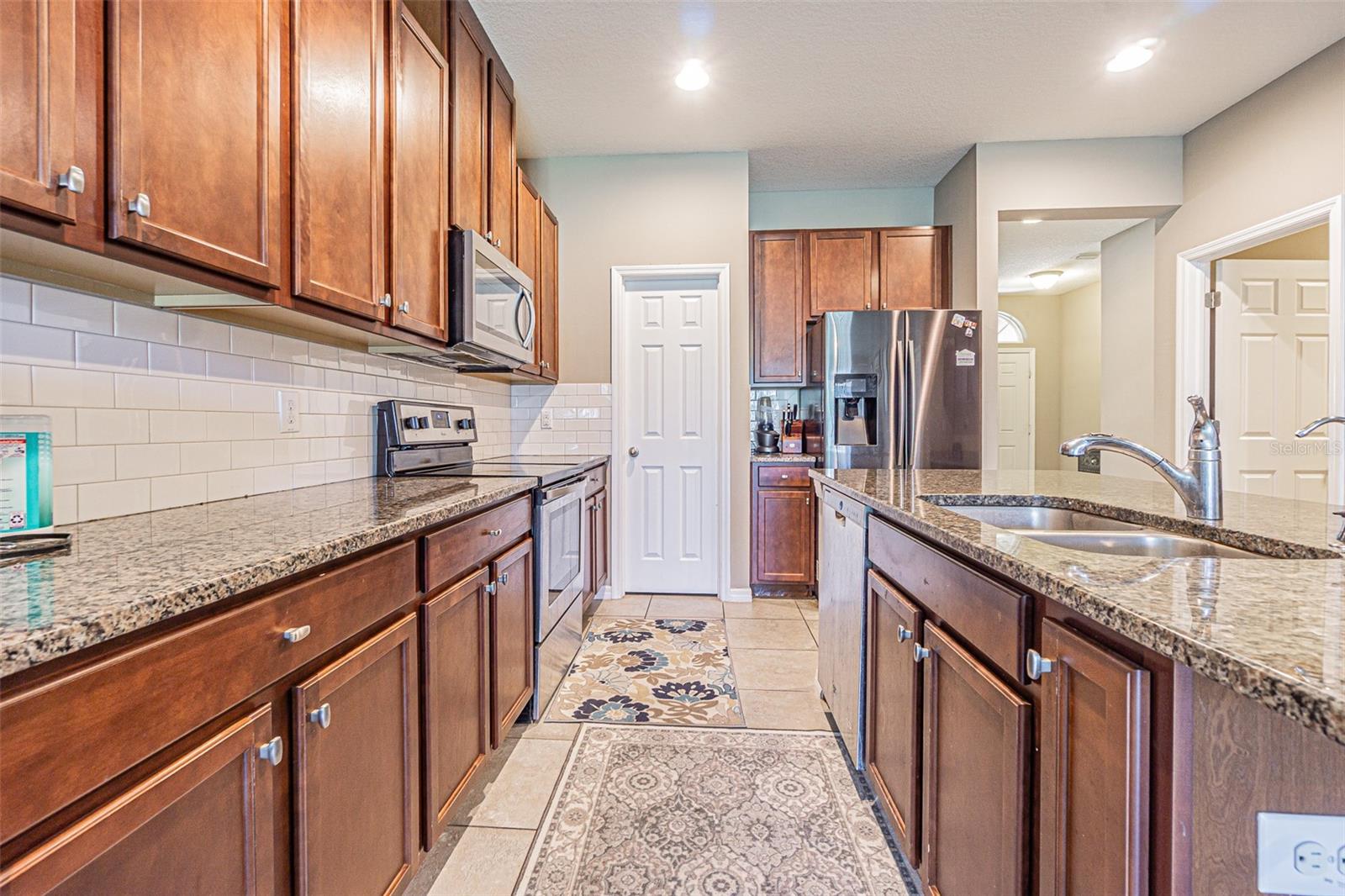 1667 NATURE VIEW DR — photo 8