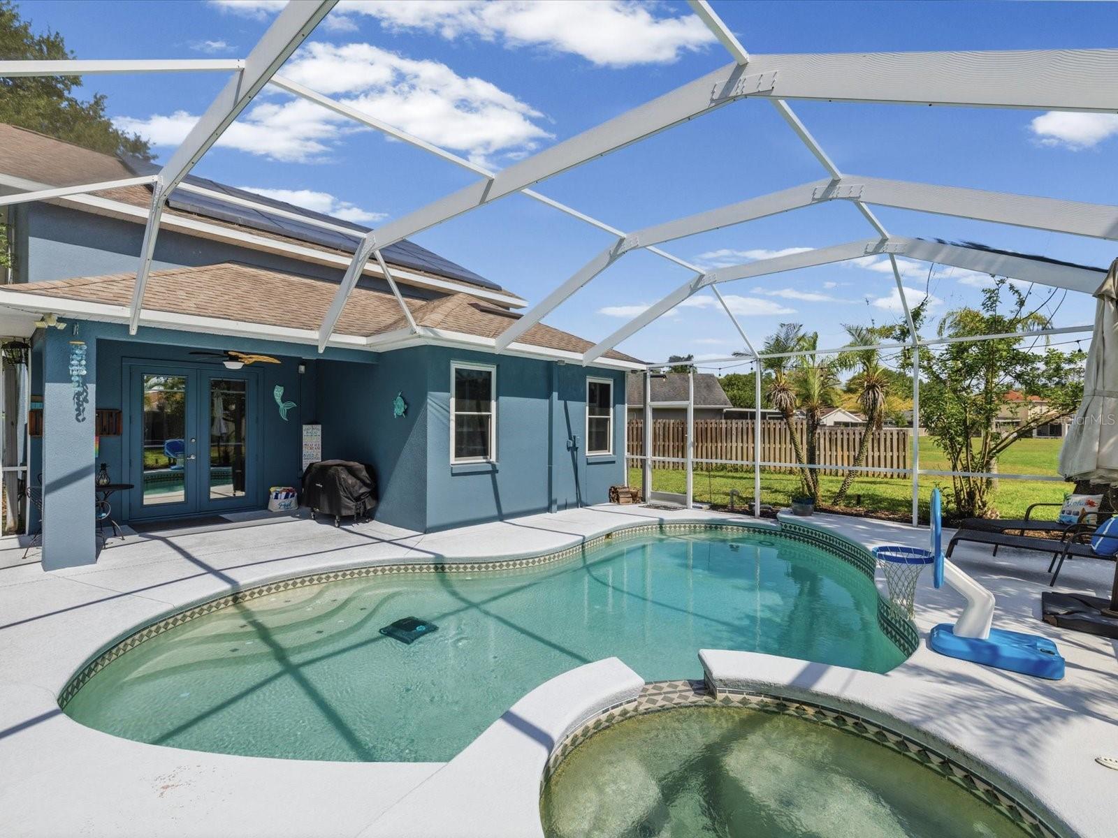 21014 FOLLENSBY CT — photo 33