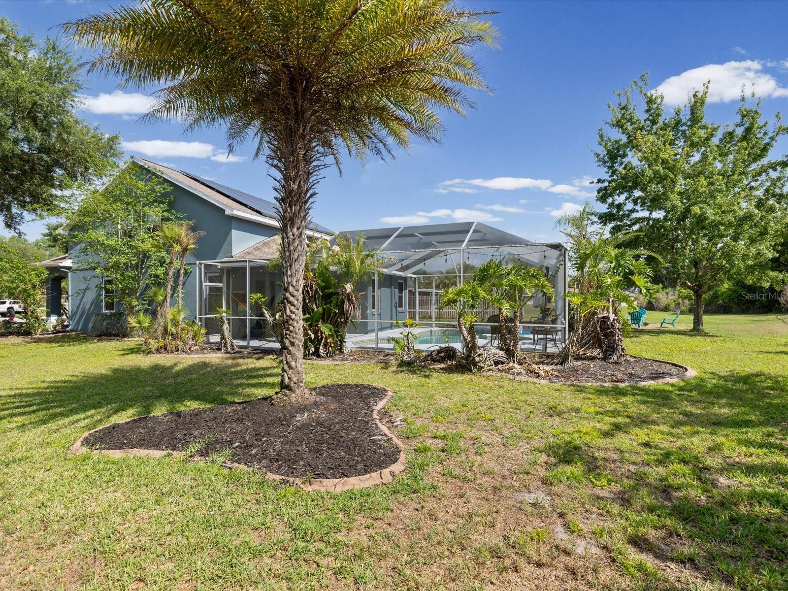 21014 FOLLENSBY CT — photo 40