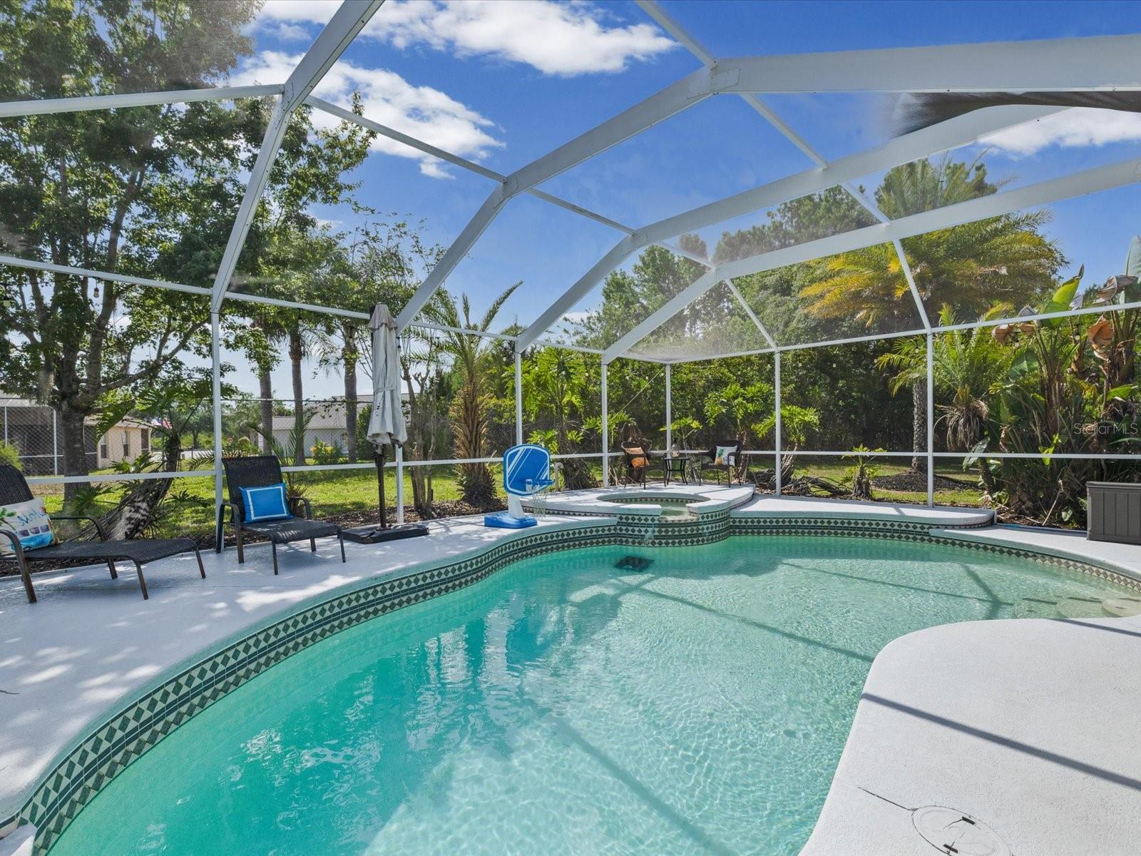 21014 FOLLENSBY CT — photo 37