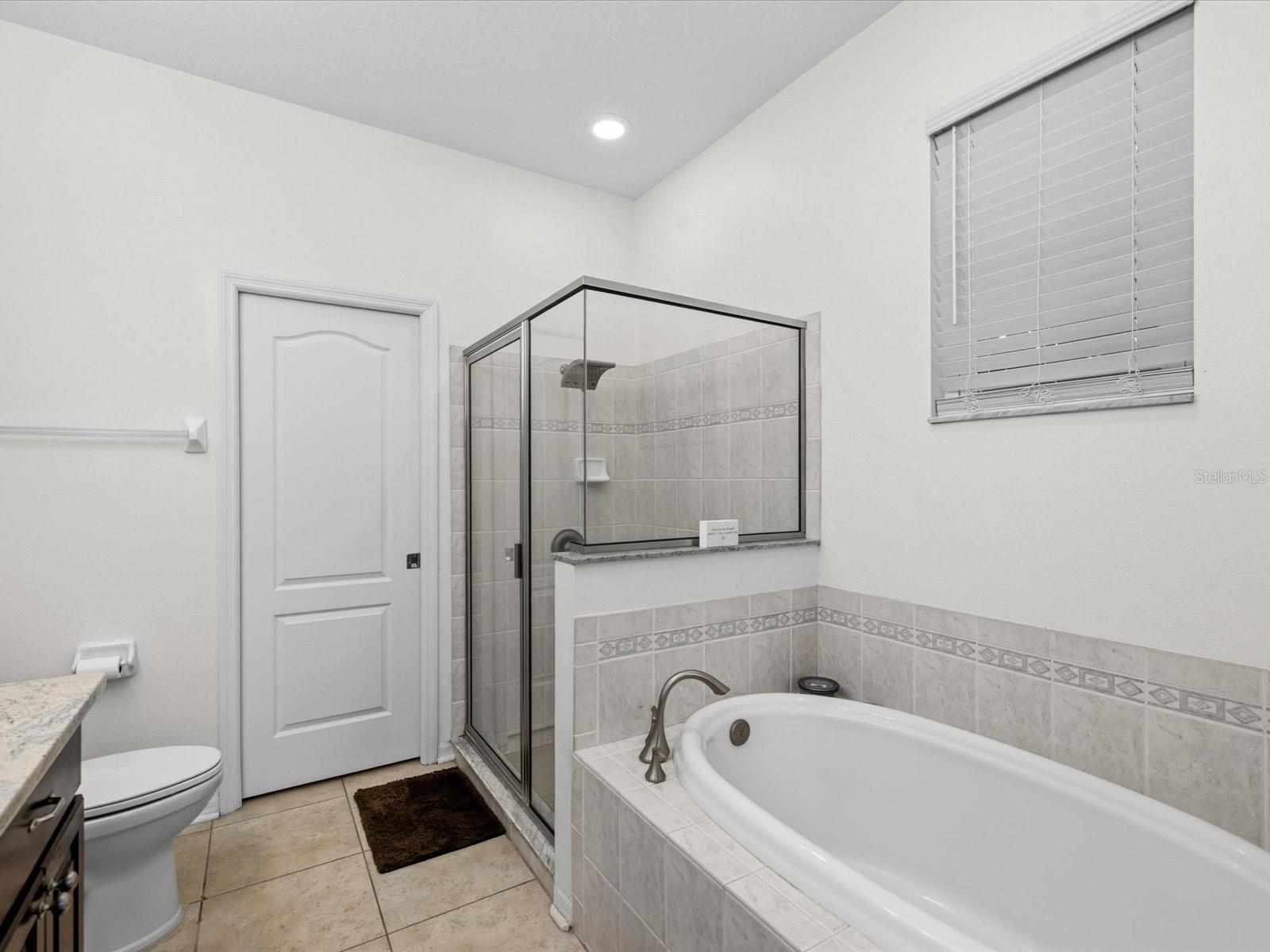 21014 FOLLENSBY CT — photo 23