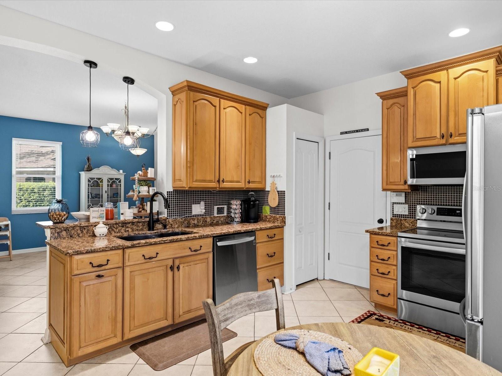 21014 FOLLENSBY CT — photo 13