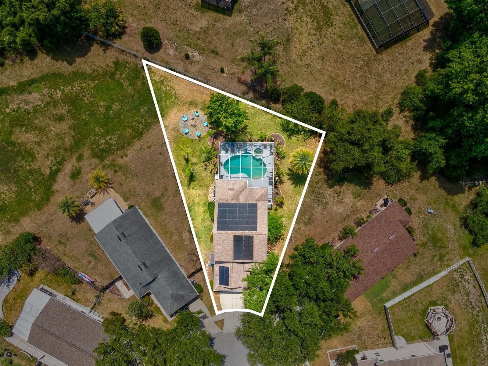 21014 FOLLENSBY CT — photo 41