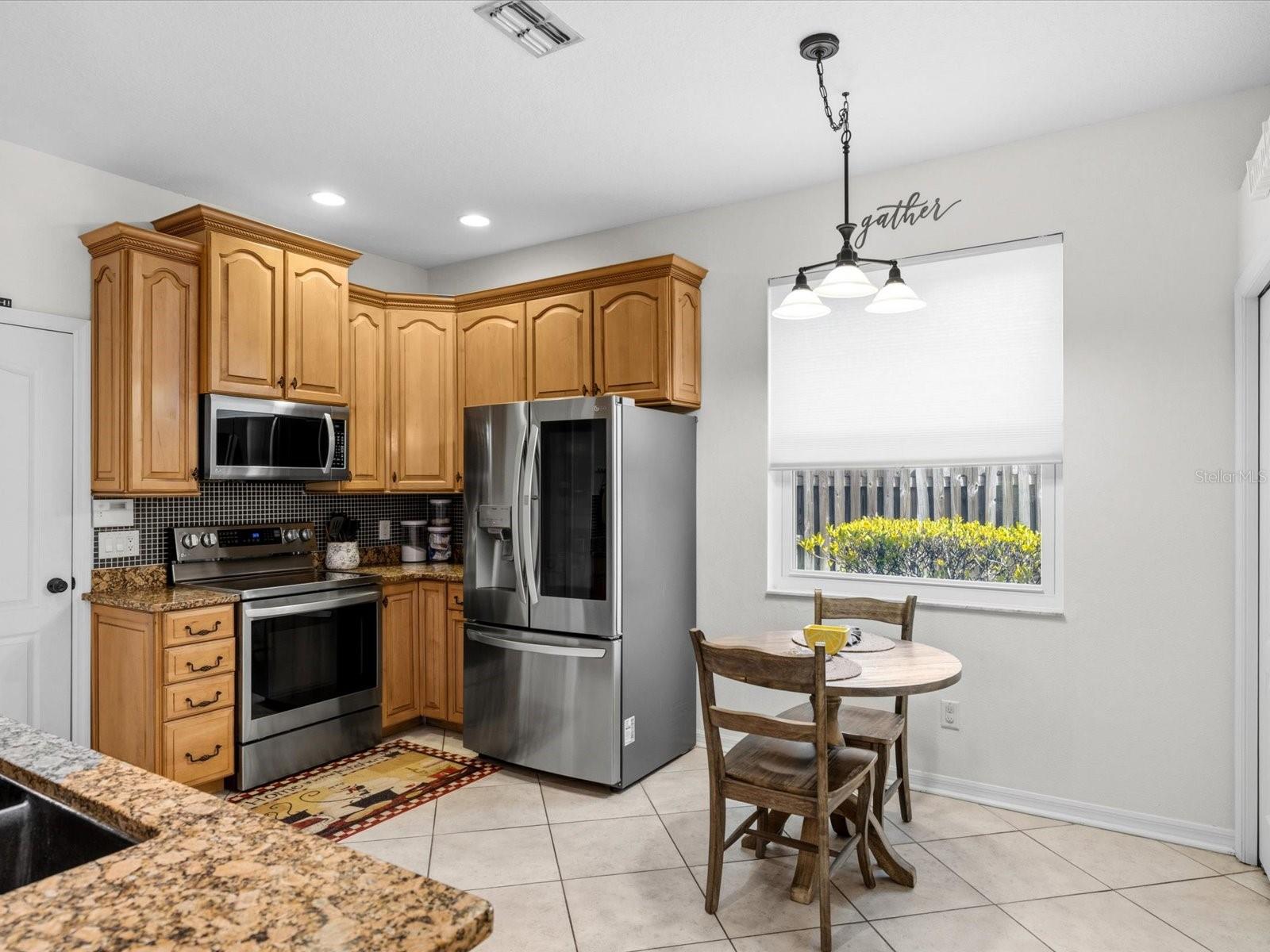 21014 FOLLENSBY CT — photo 11