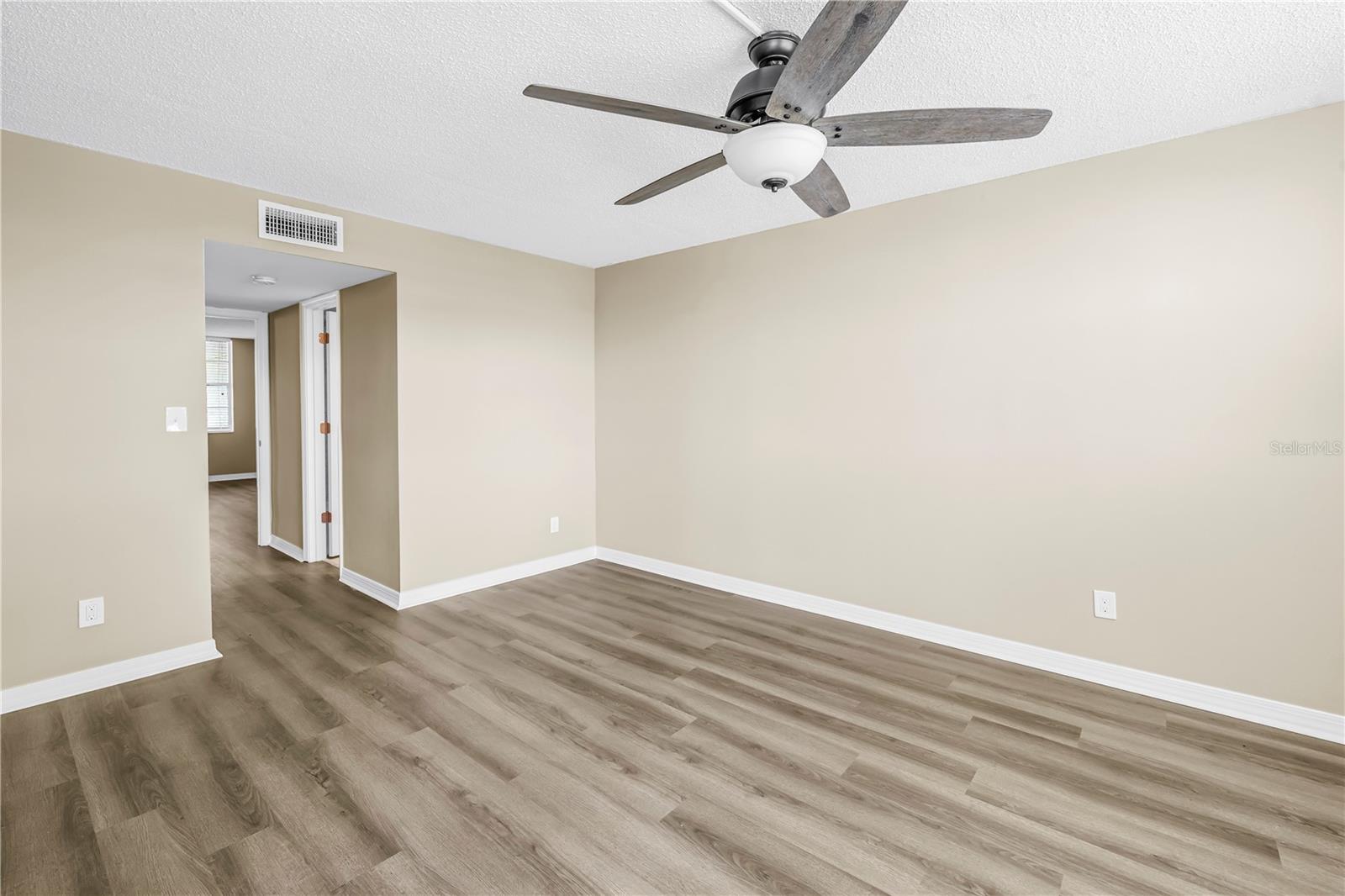 4720 LOCUST ST NE #116 — photo 20