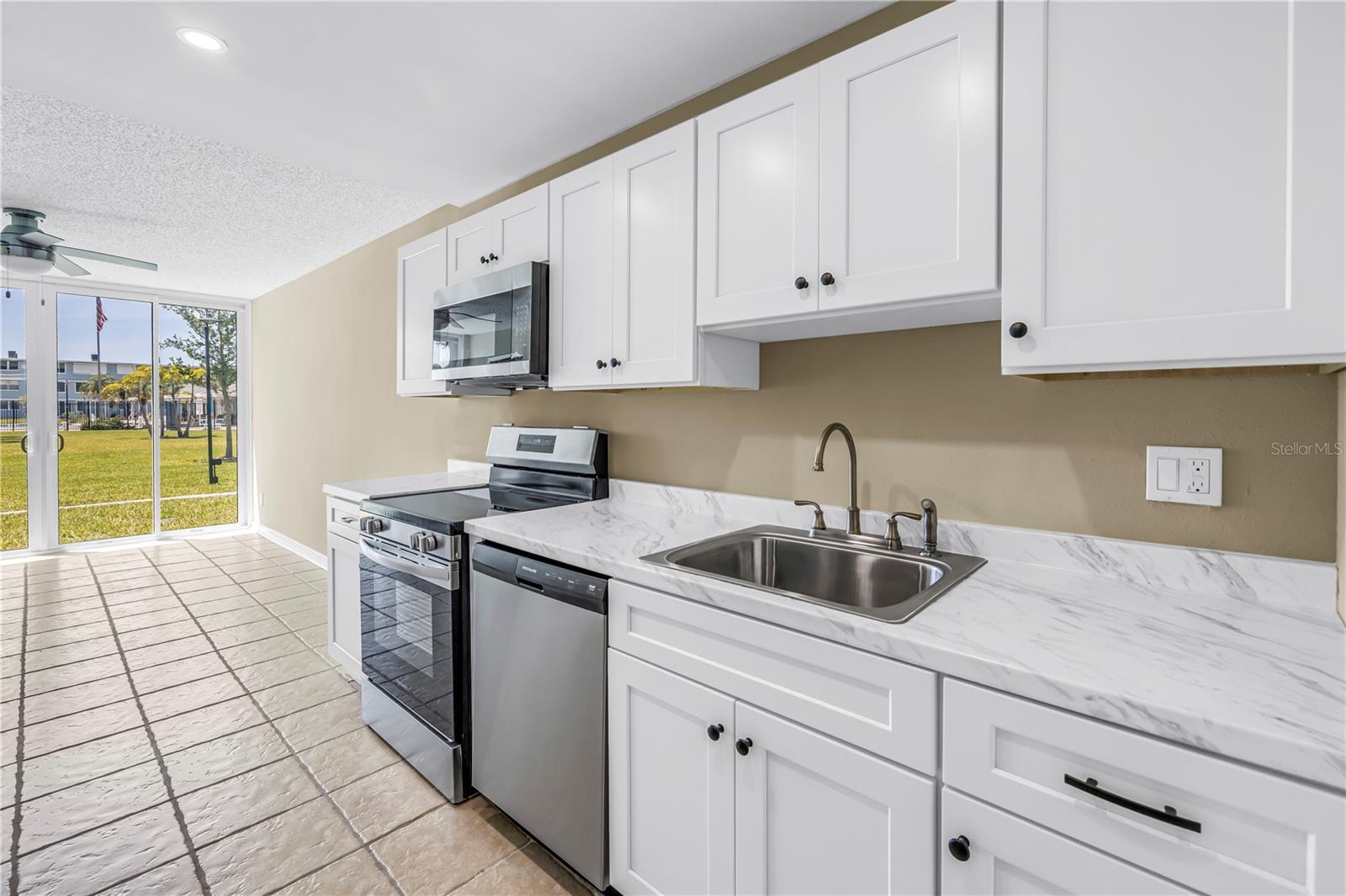 4720 LOCUST ST NE #116 — photo 4
