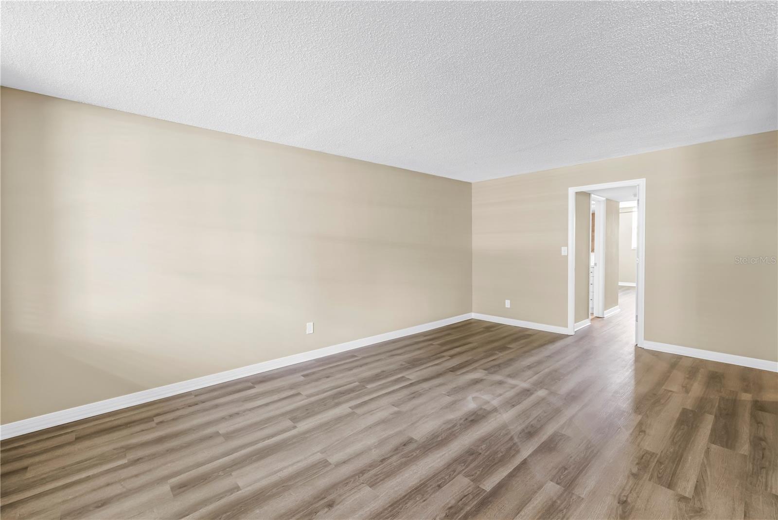 4720 LOCUST ST NE #116 — photo 8