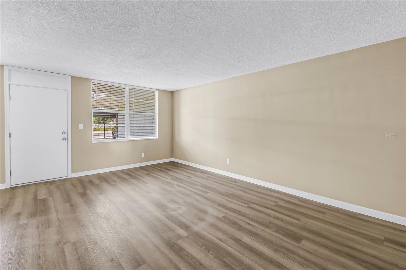 4720 LOCUST ST NE #116 — photo 10