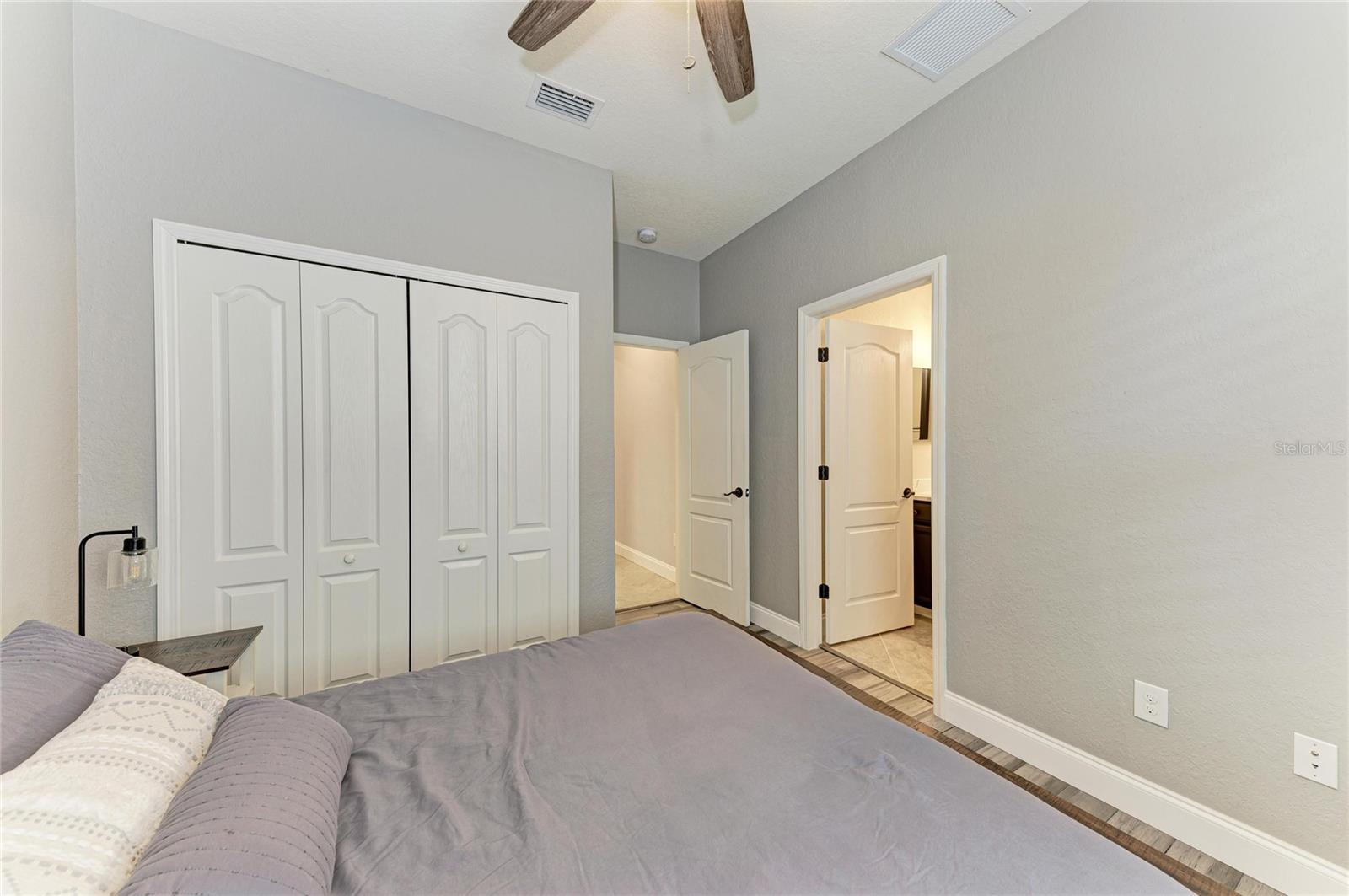 11515 SWEETGRASS DR — photo 29