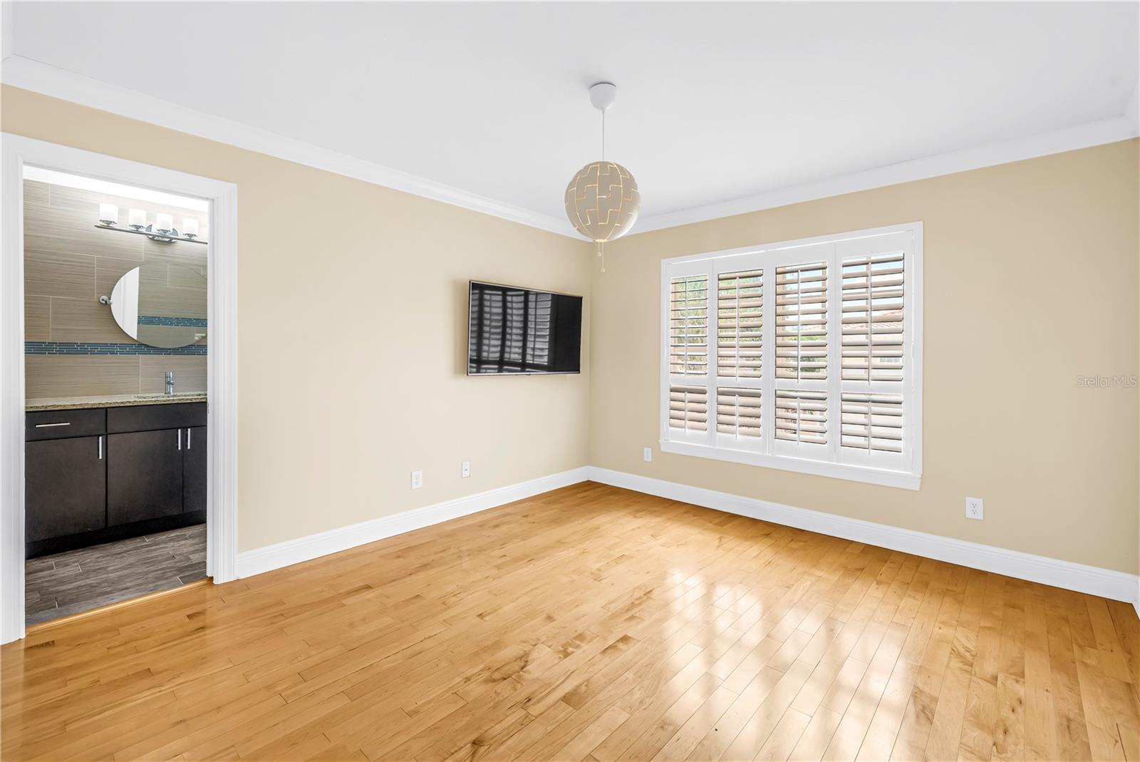409 BARCELONA DR — photo 23