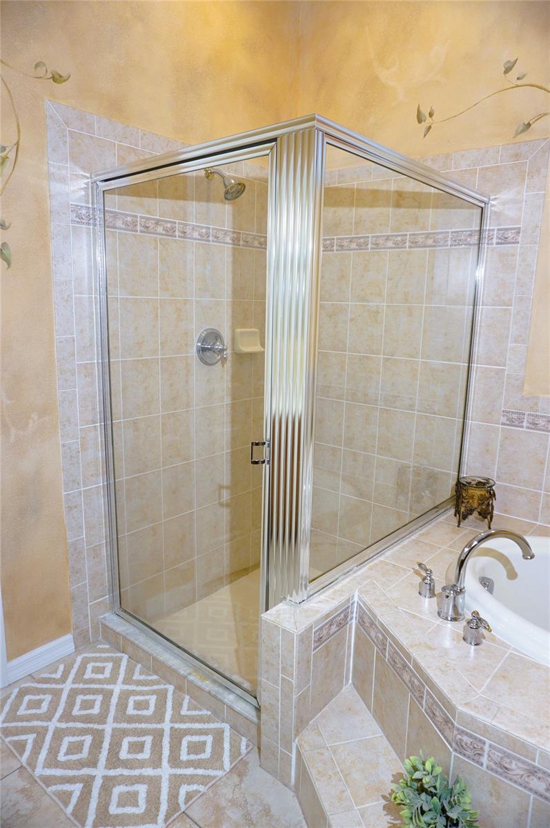 6402 BARCELLONA RD — photo 21