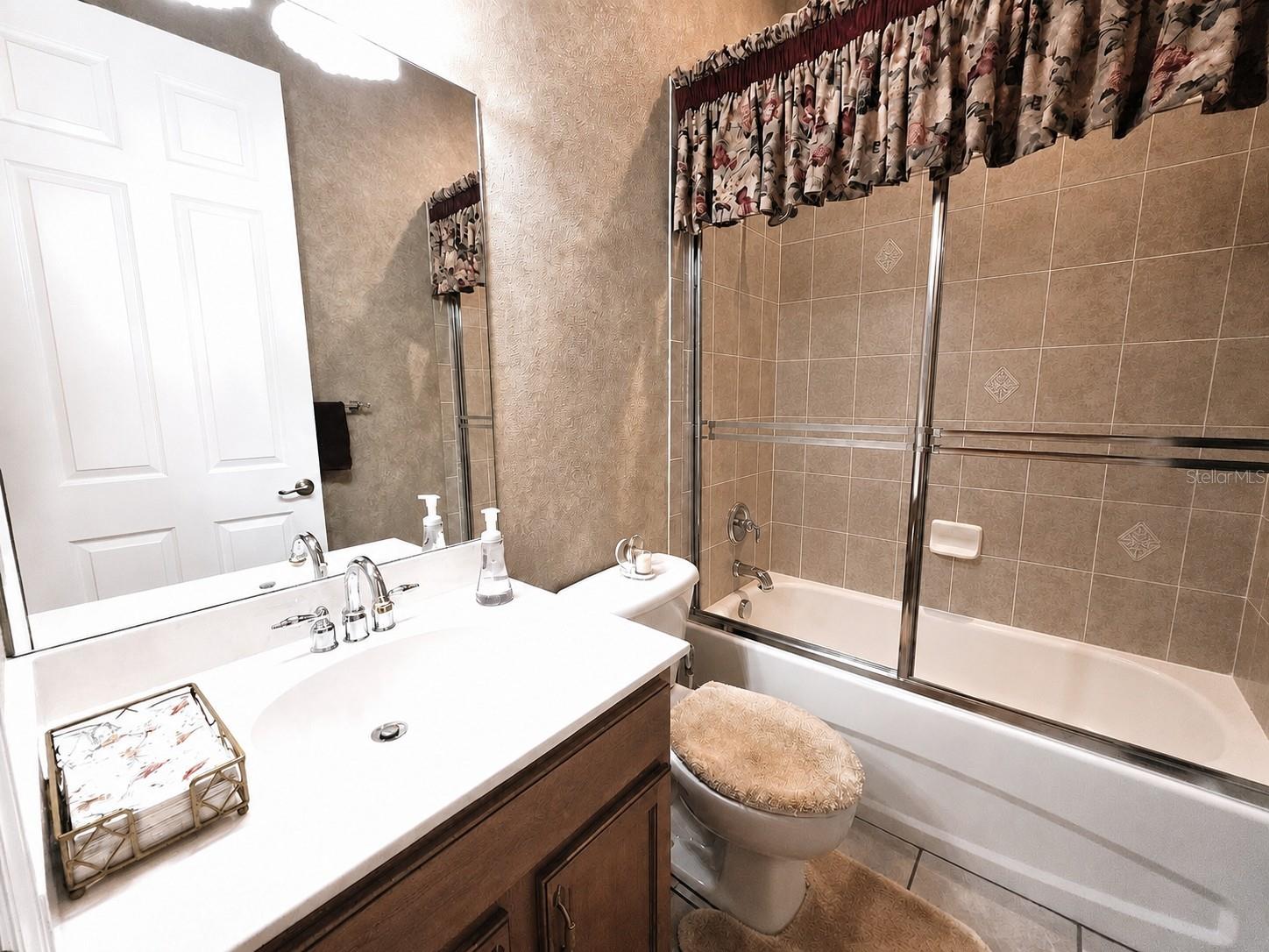6402 BARCELLONA RD — photo 30