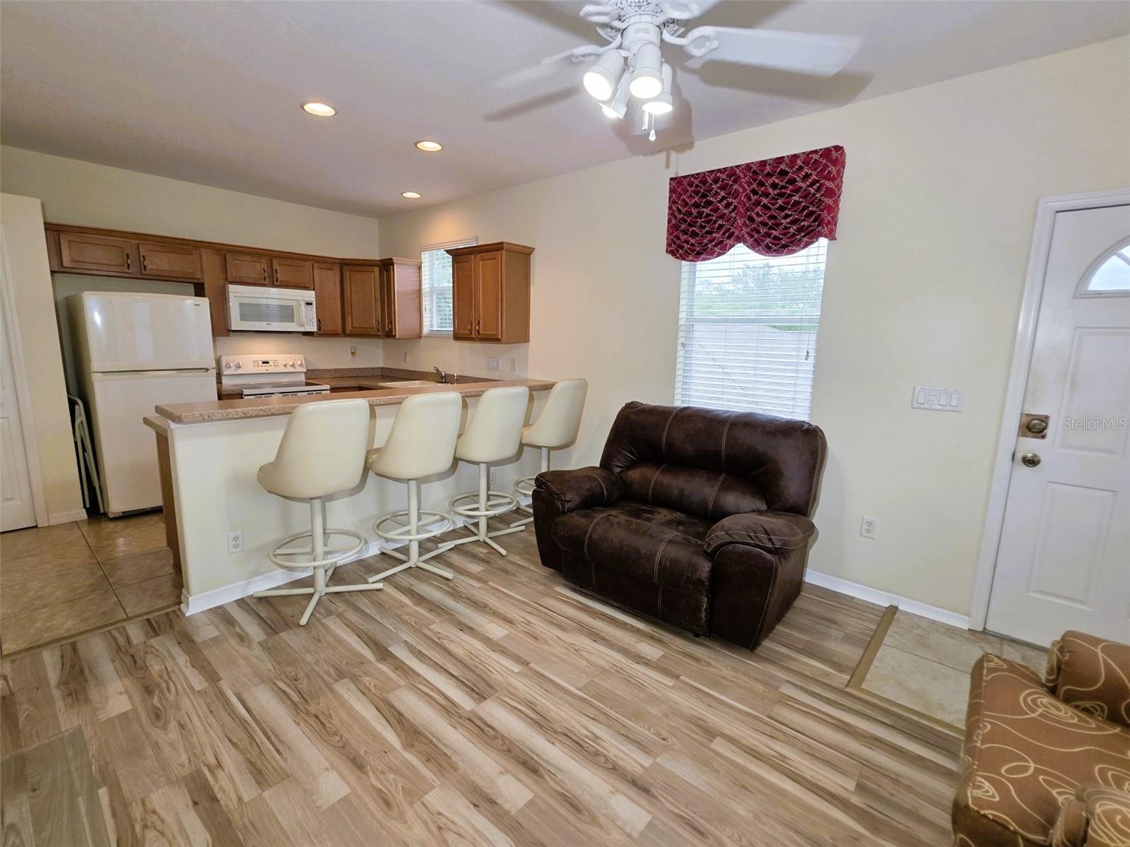 6402 BARCELLONA RD — photo 40