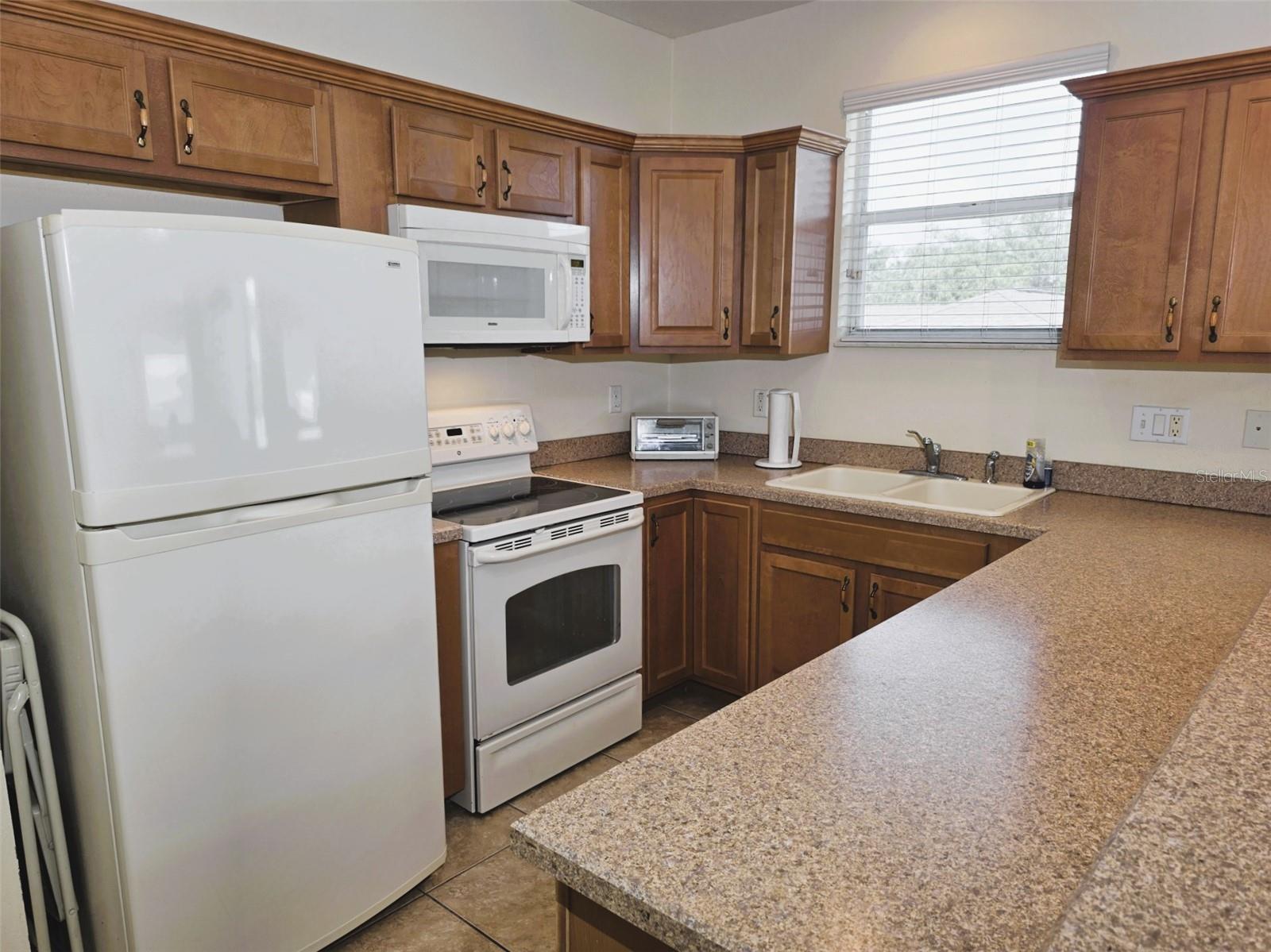 6402 BARCELLONA RD — photo 41