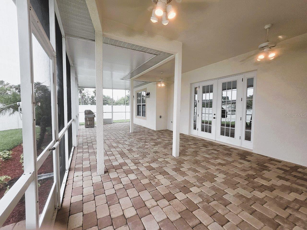 6402 BARCELLONA RD — photo 34