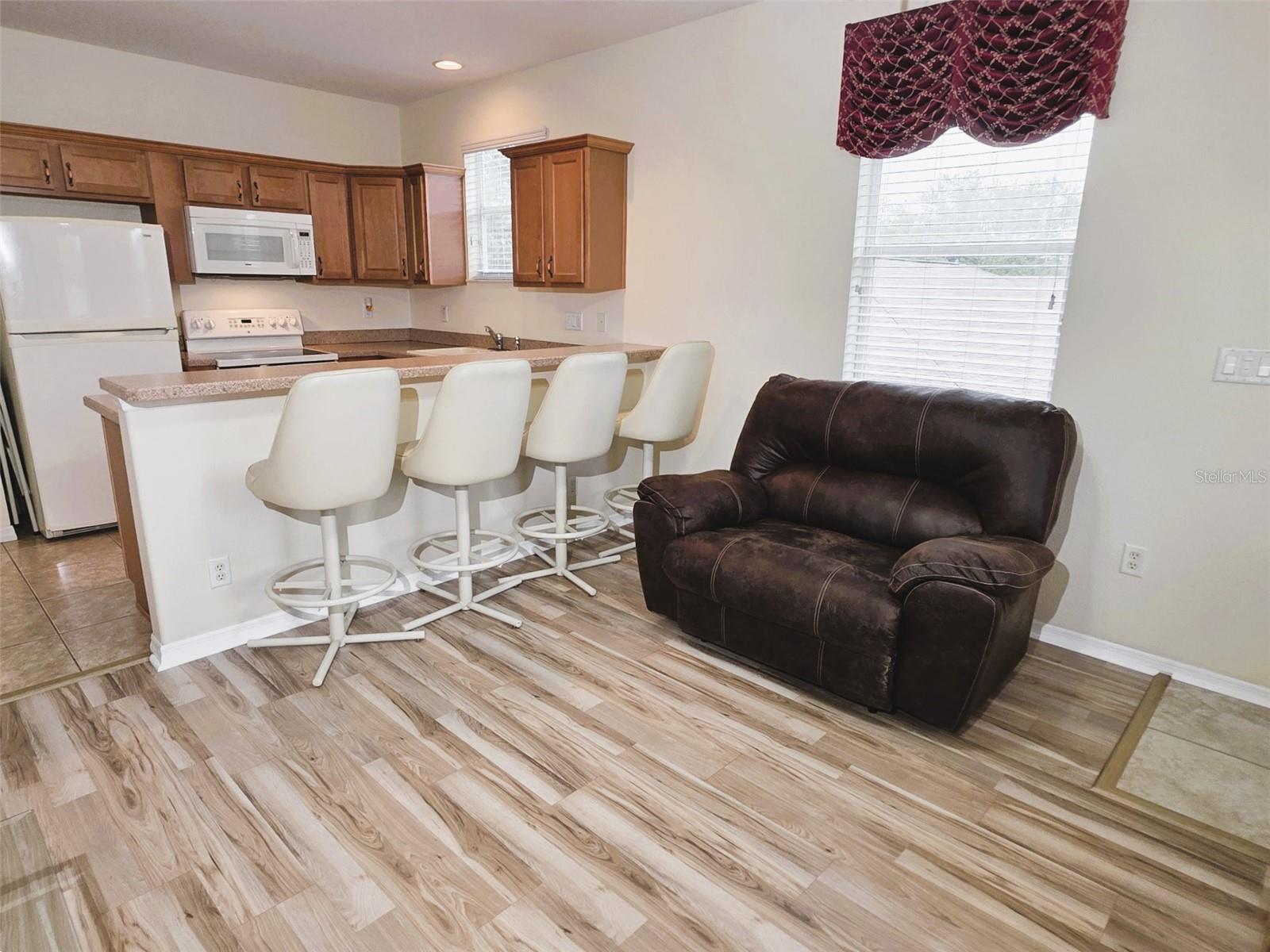6402 BARCELLONA RD — photo 38