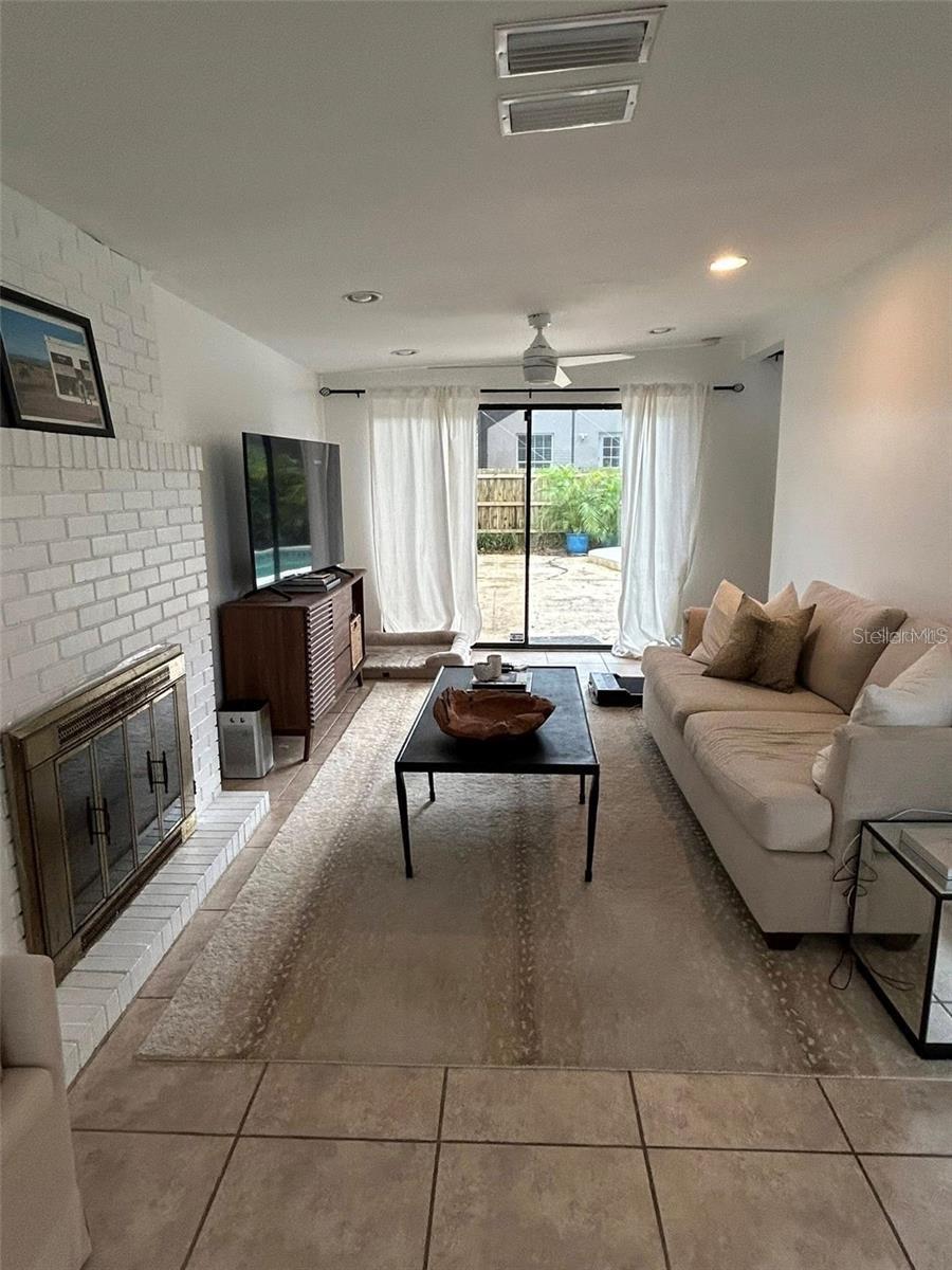 3214 W COACHMAN AVE — photo 7